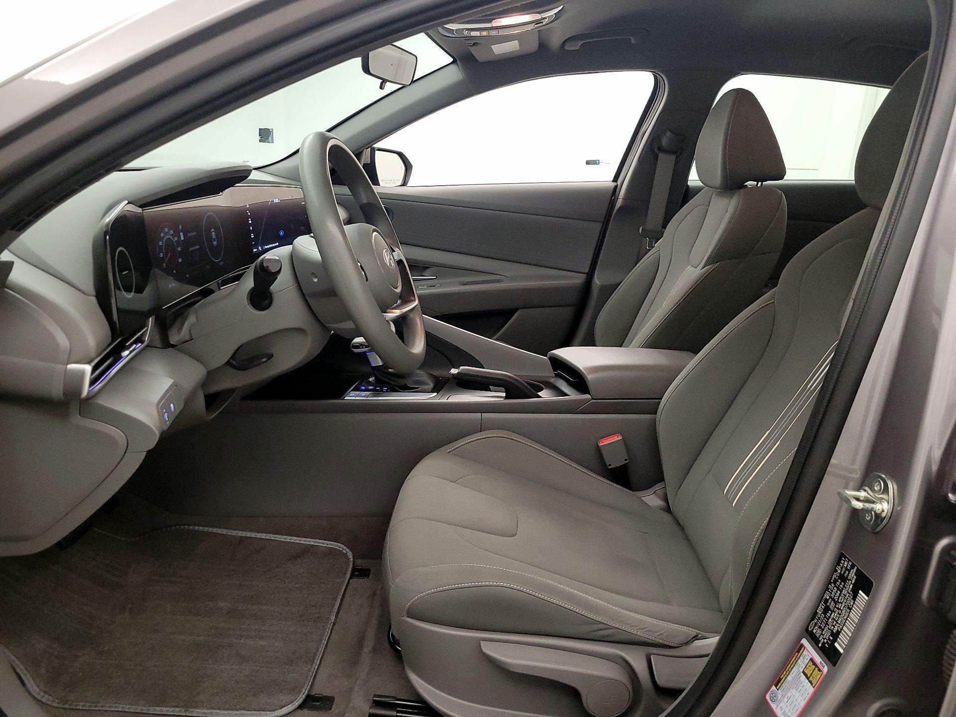 Thumbnail: 2024 Hyundai Elantra - 11