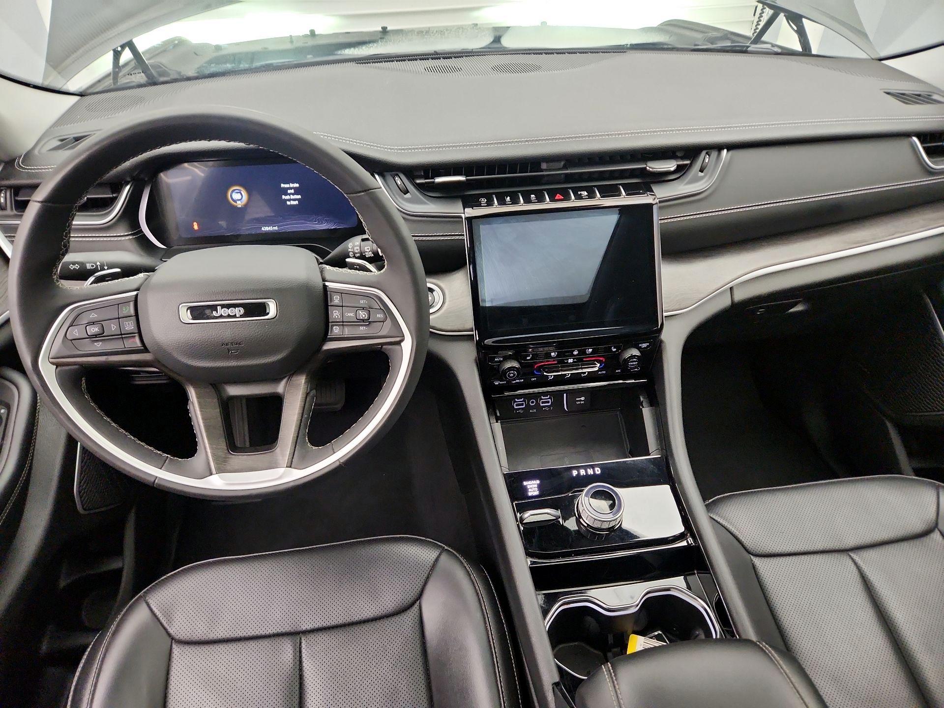 Thumbnail: 2023 Jeep Grand Cherokee L - 9