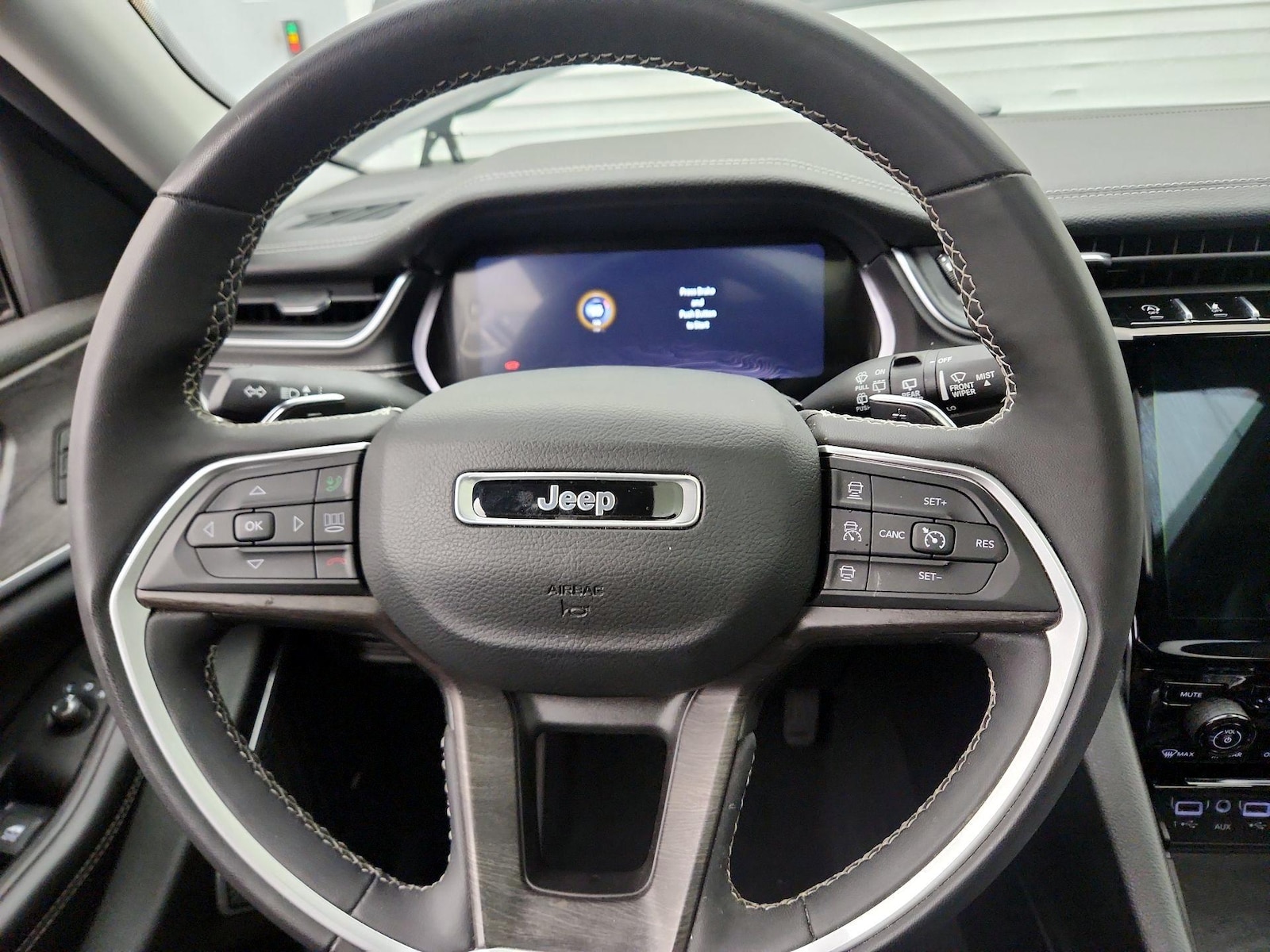 2023 Jeep Grand Cherokee L Limited - Photo 11