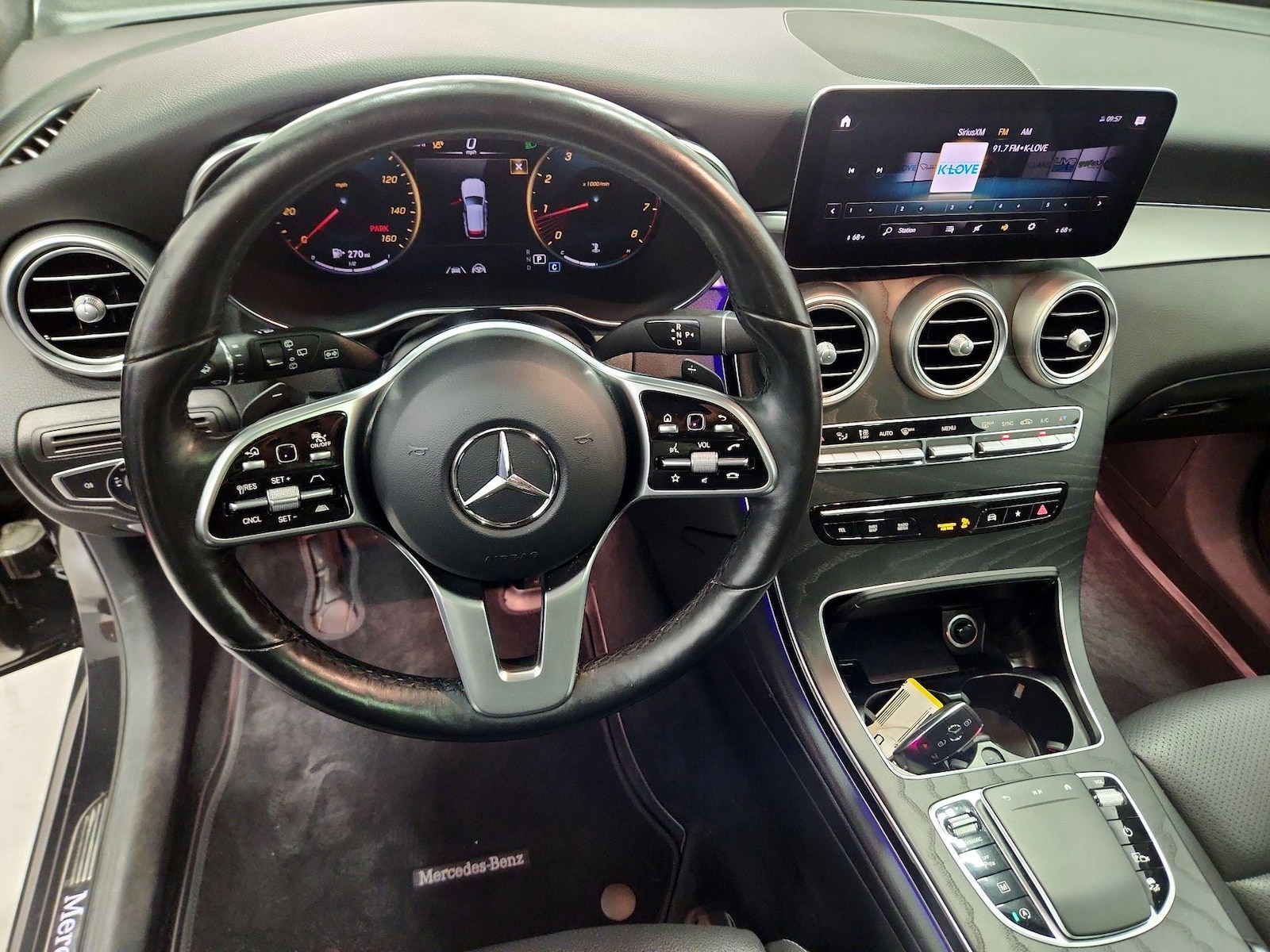 2021 Mercedes-Benz GLC GLC300 - Photo 10