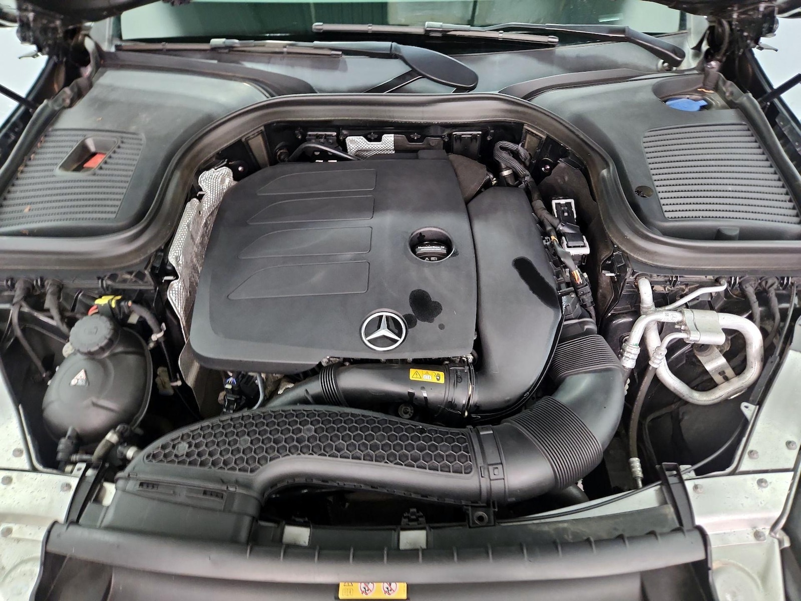 2021 Mercedes-Benz GLC GLC300 - Photo 22