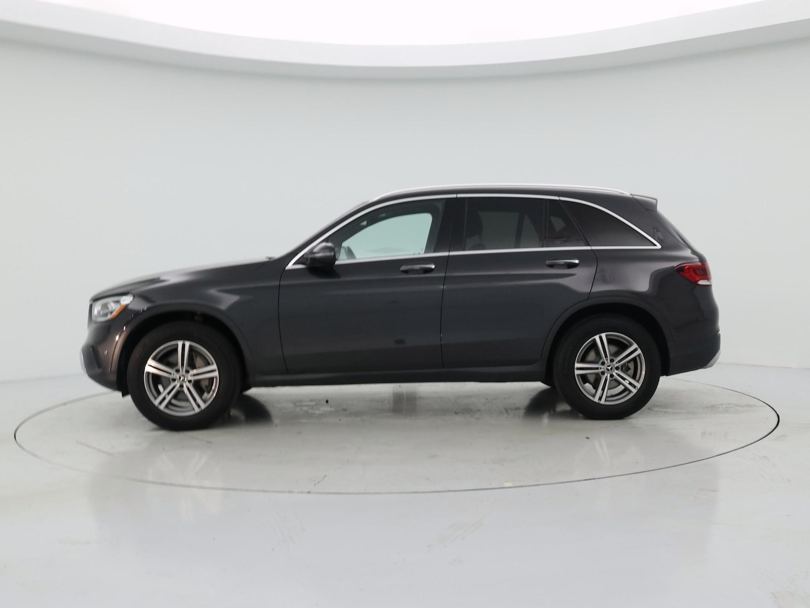 2021 Mercedes-Benz GLC GLC300 - Photo 4