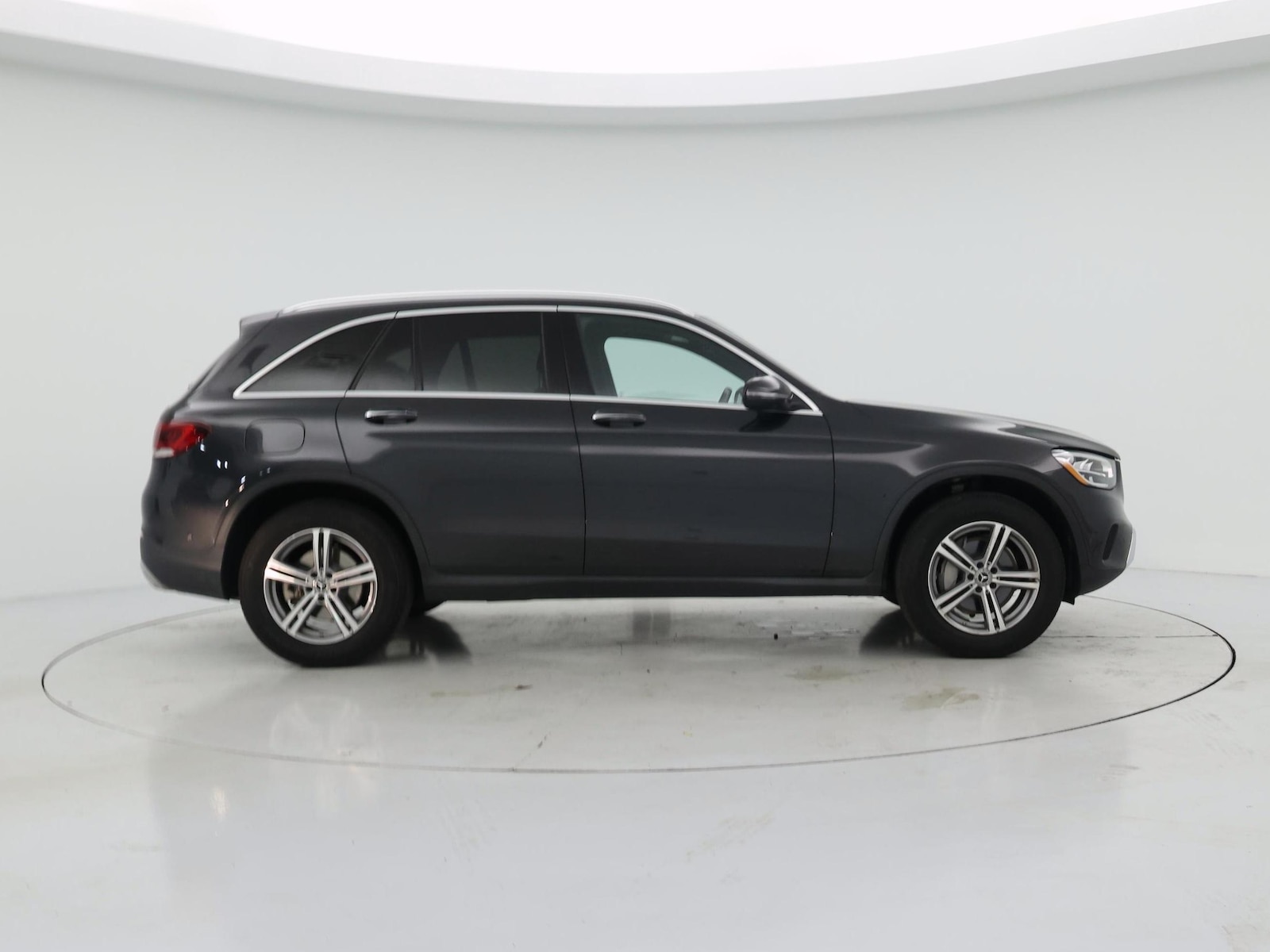 2021 Mercedes-Benz GLC GLC300 - Photo 8