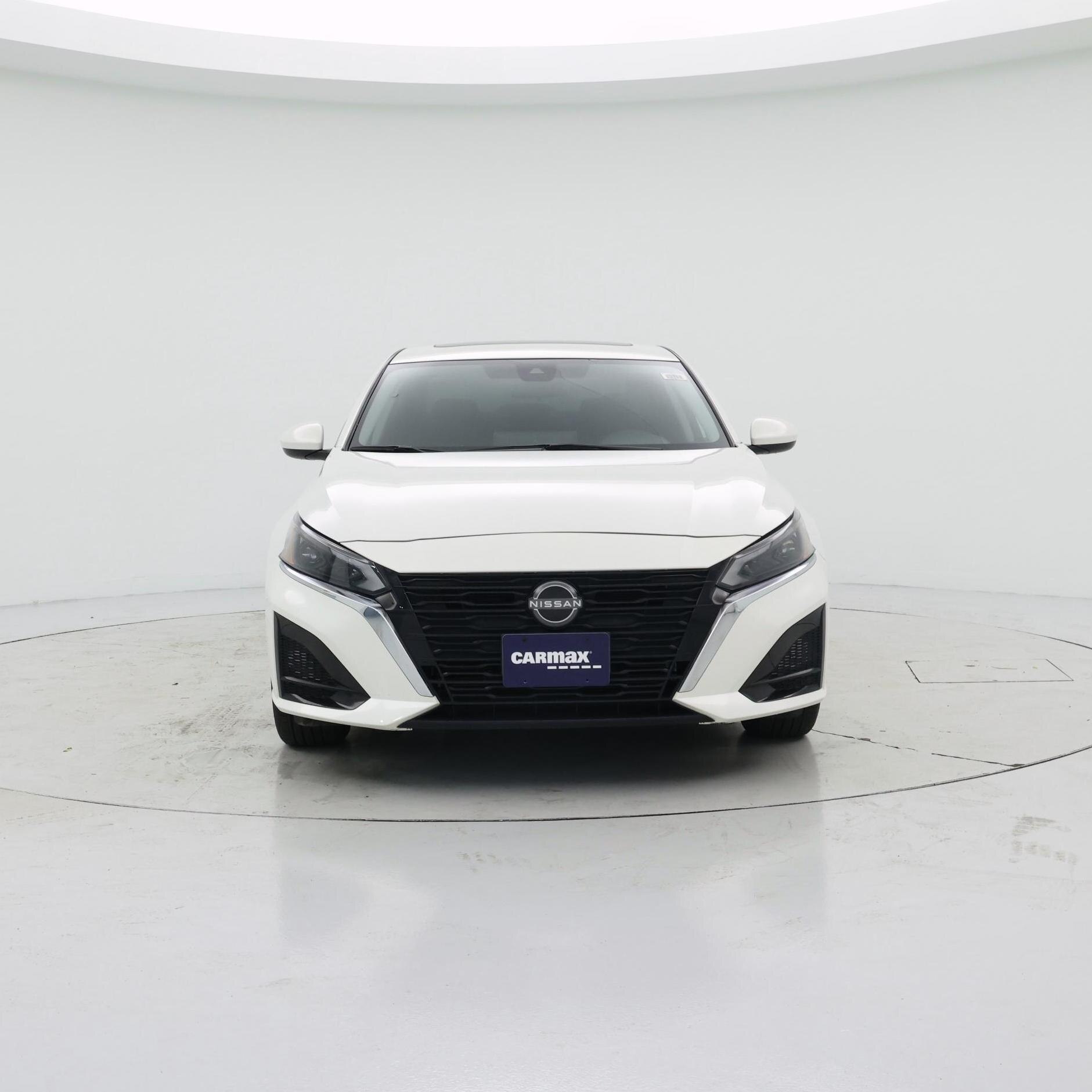Thumbnail: 2023 Nissan Altima - 5