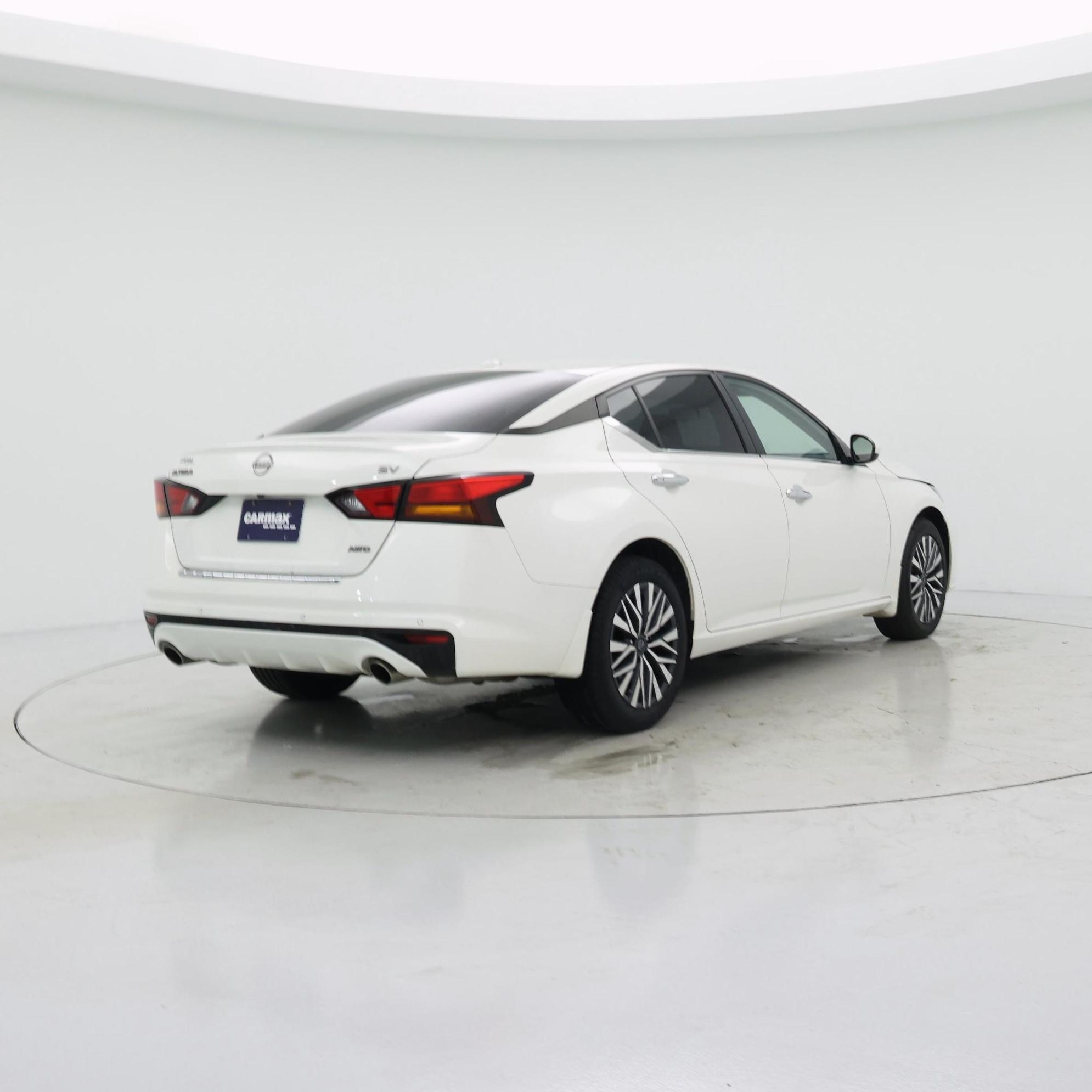 Thumbnail: 2023 Nissan Altima - 8