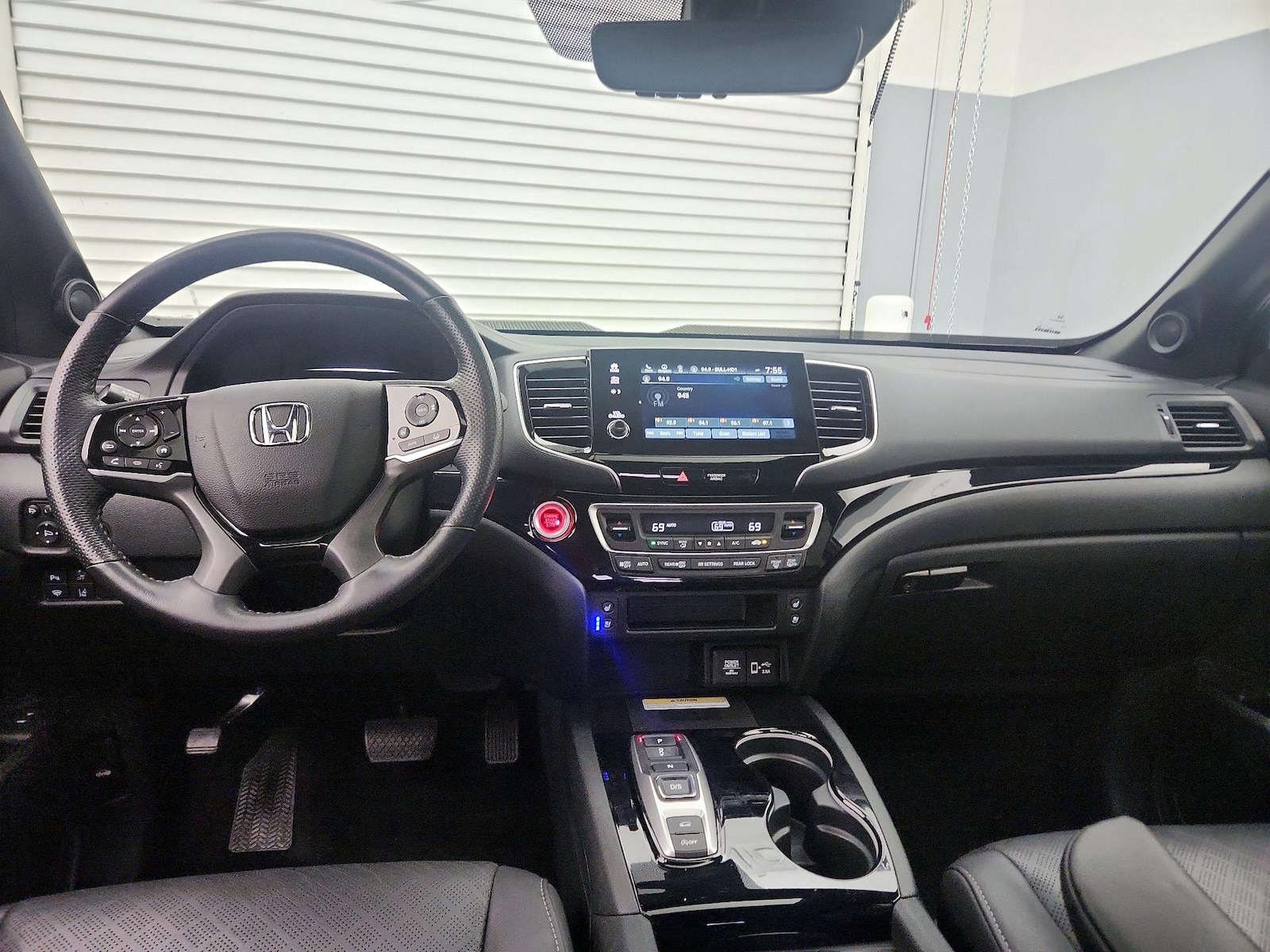 Photo 10