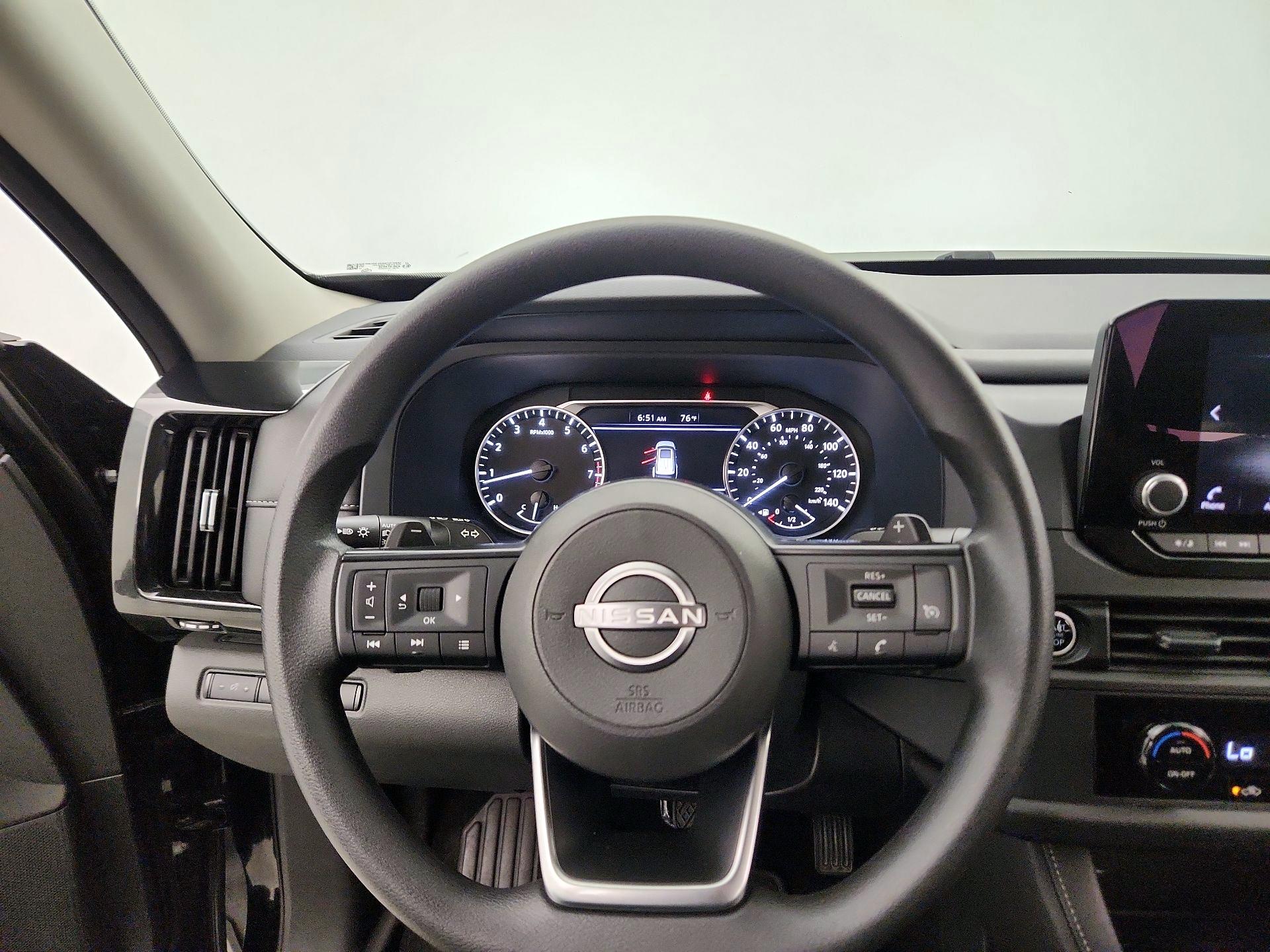 Thumbnail: 2024 Nissan Pathfinder - 10