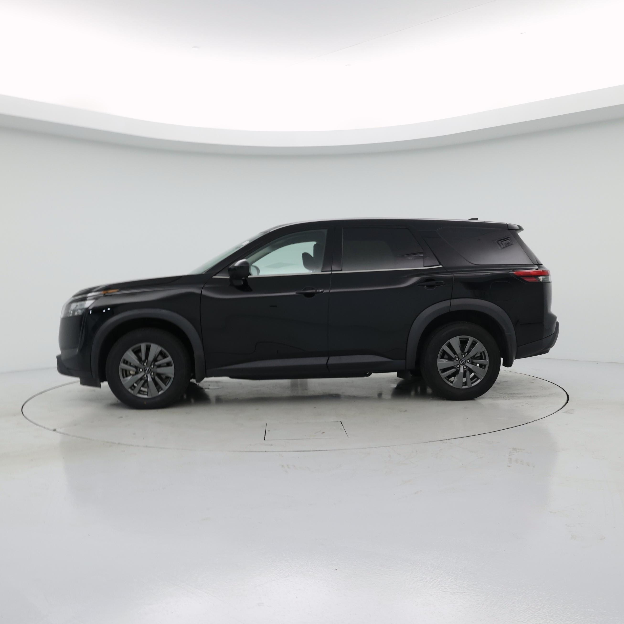 Thumbnail: 2024 Nissan Pathfinder - 3