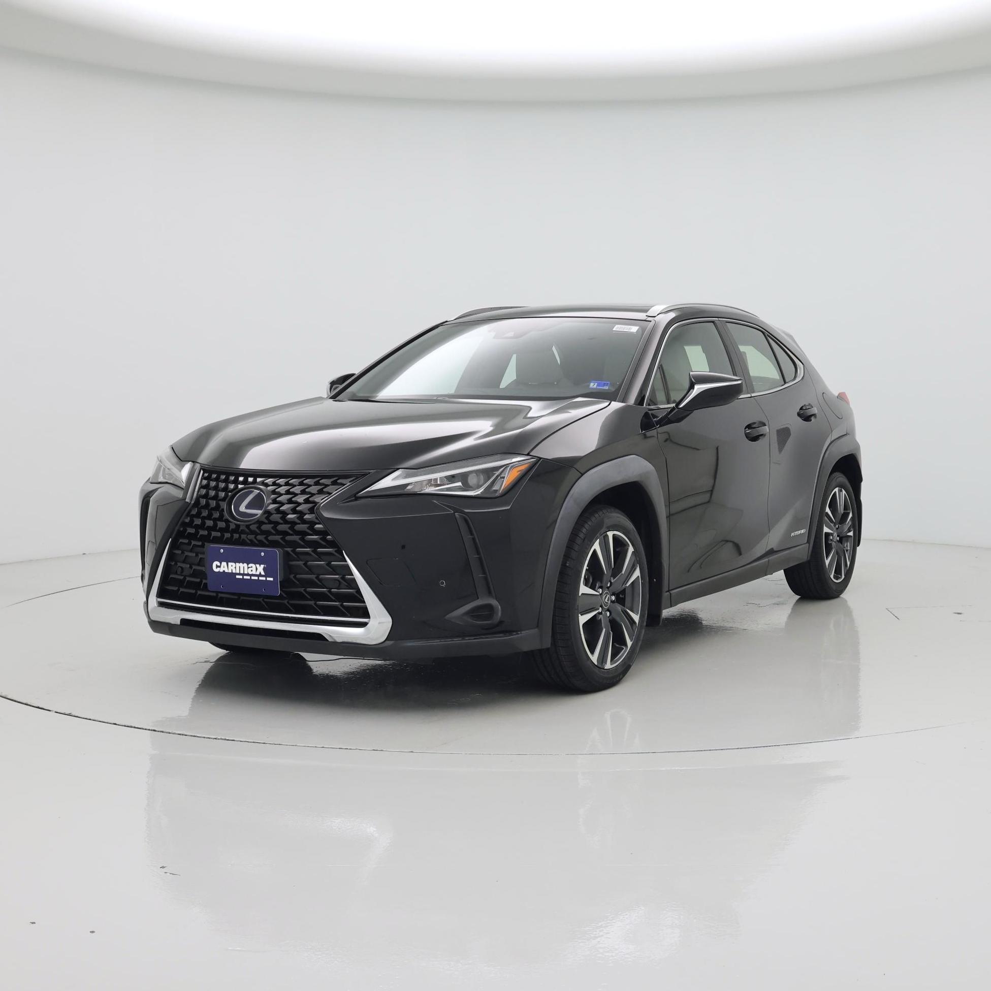 Thumbnail: 2020 Lexus UX - 4