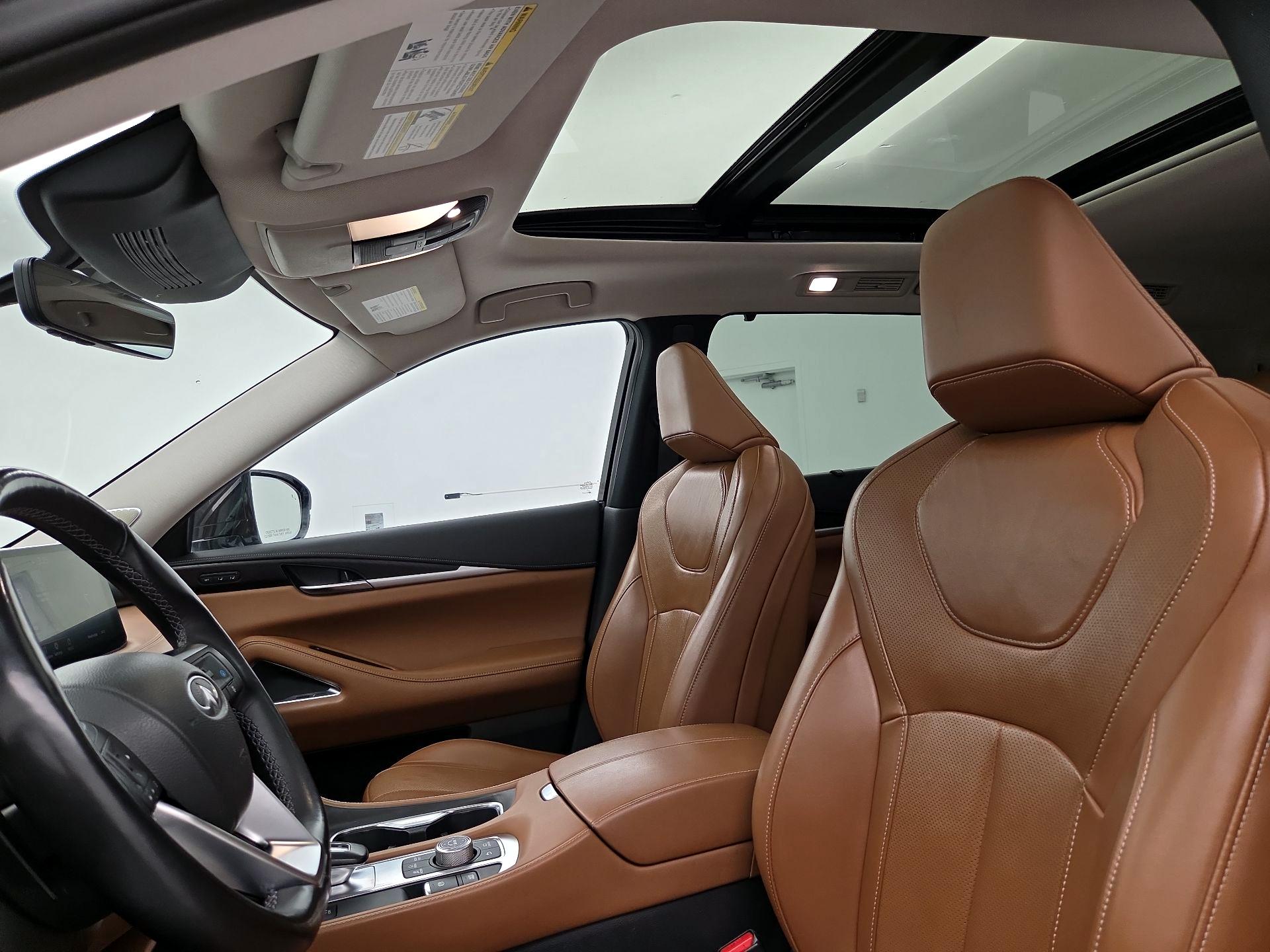 Thumbnail: 2023 INFINITI QX60 - 20