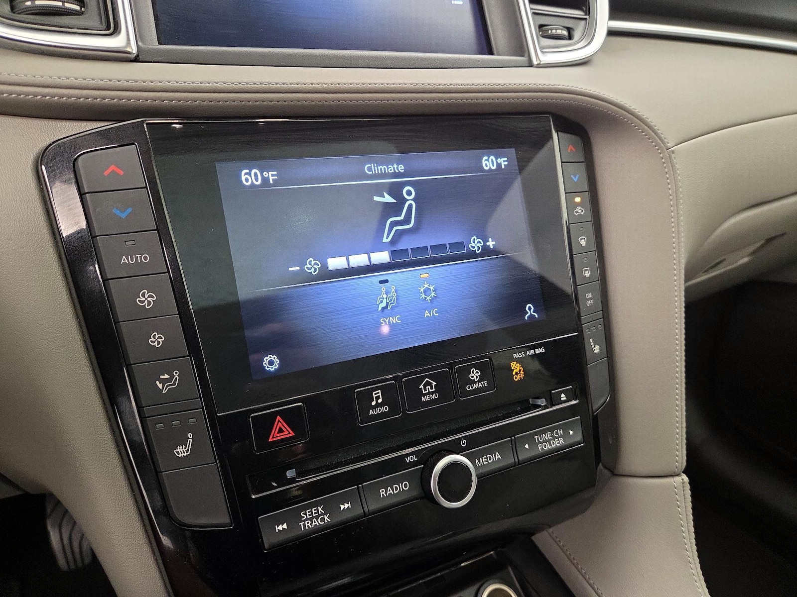2023 INFINITI QX50 Luxe - Photo 17