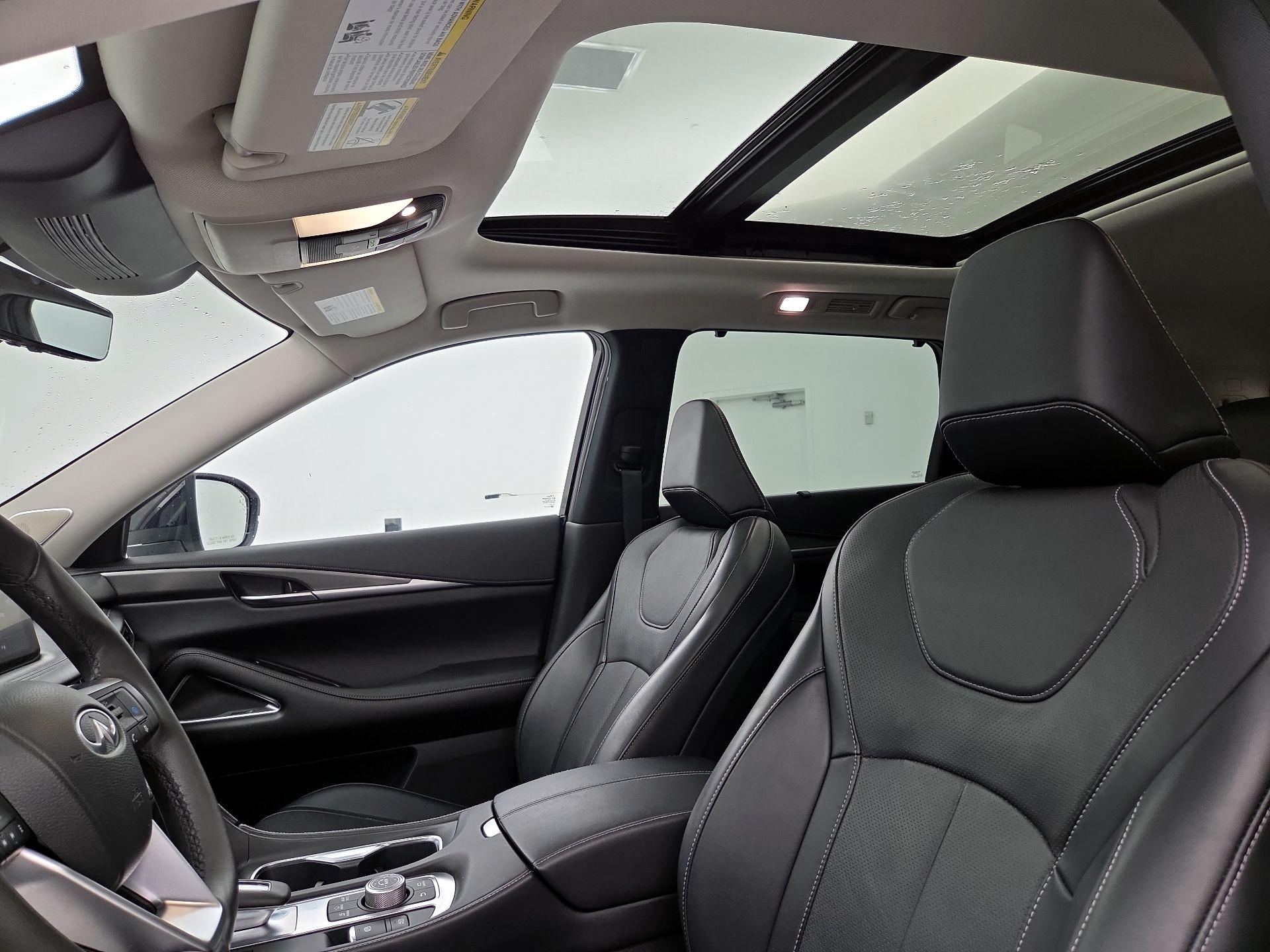 Thumbnail: 2023 INFINITI QX60 - 18