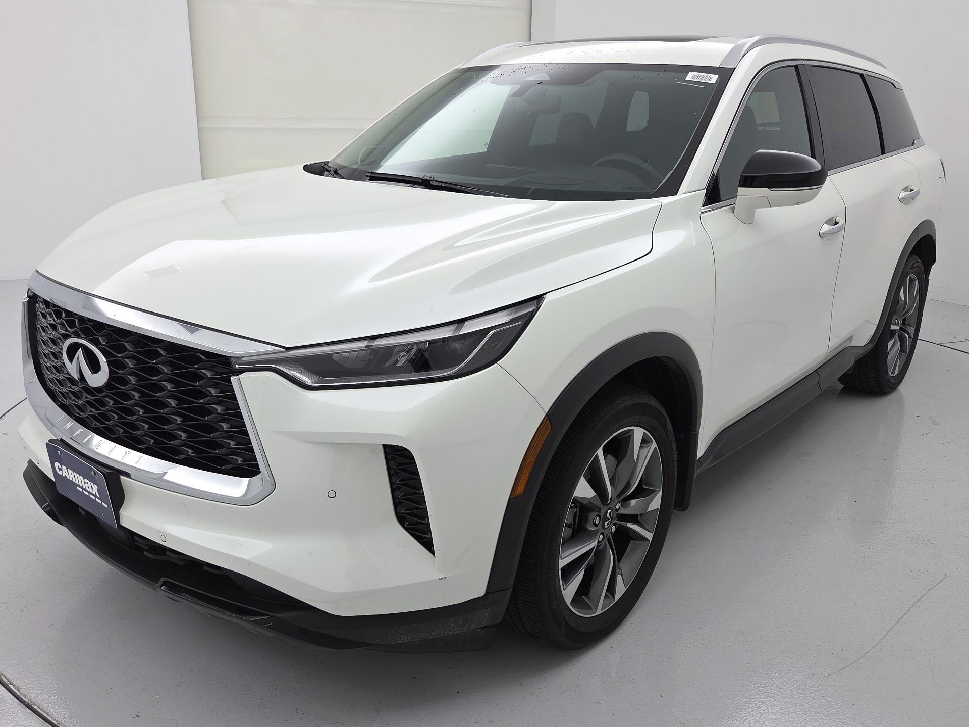Thumbnail: 2023 INFINITI QX60 - 3