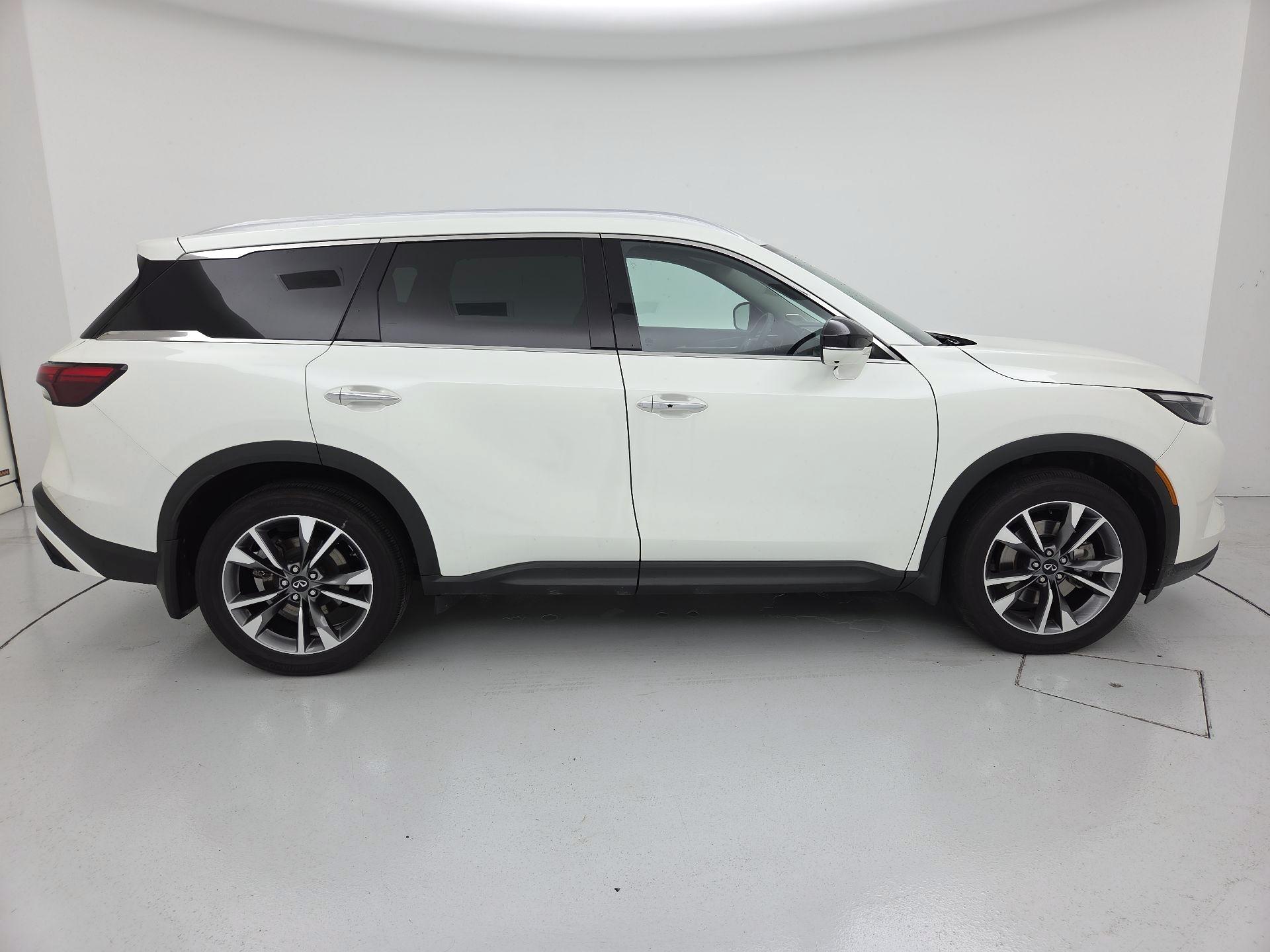 Thumbnail: 2023 INFINITI QX60 - 4