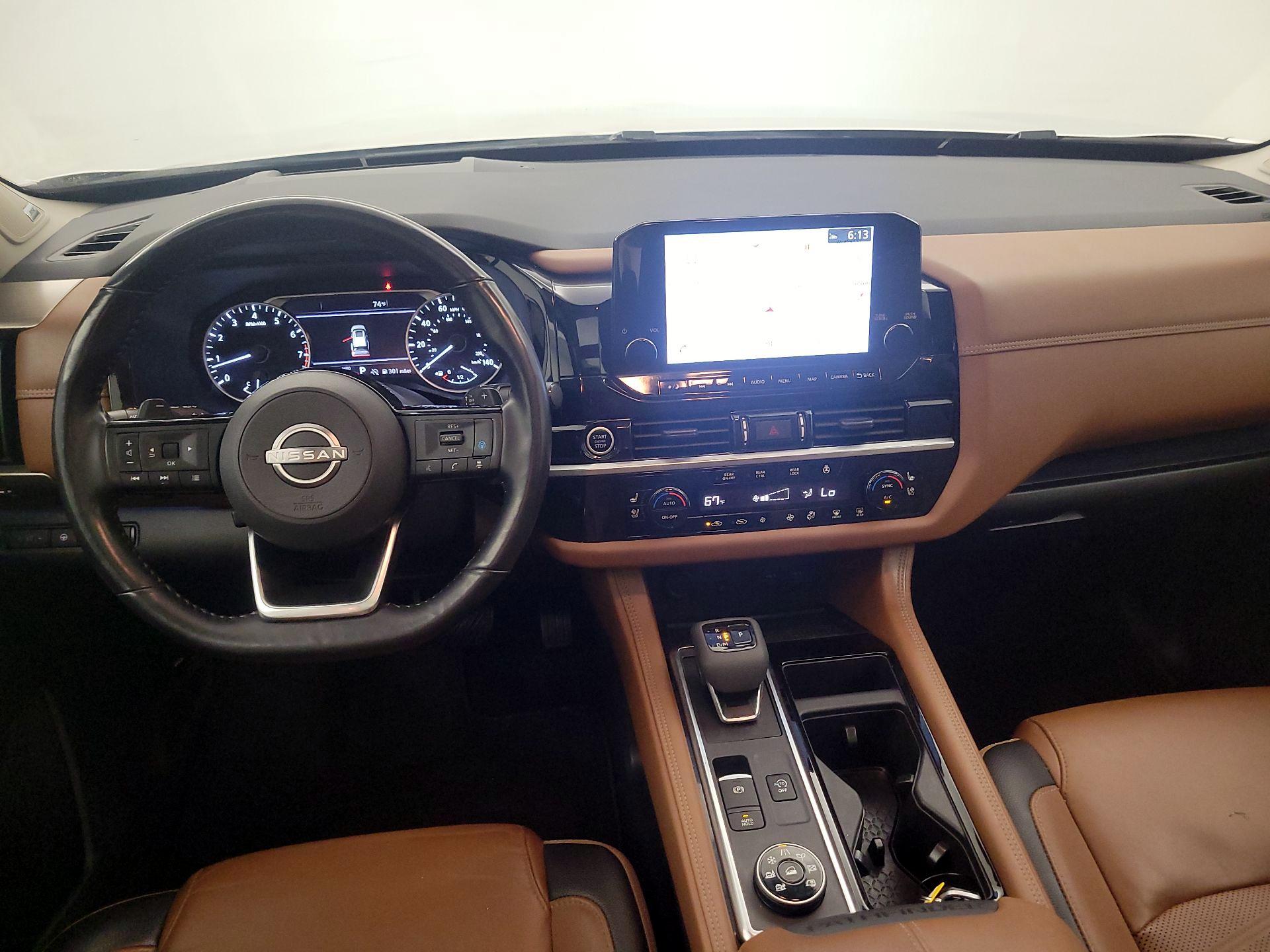 Thumbnail: 2023 Nissan Pathfinder - 8