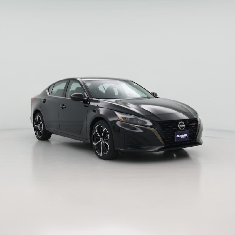 2023 Nissan Altima SR