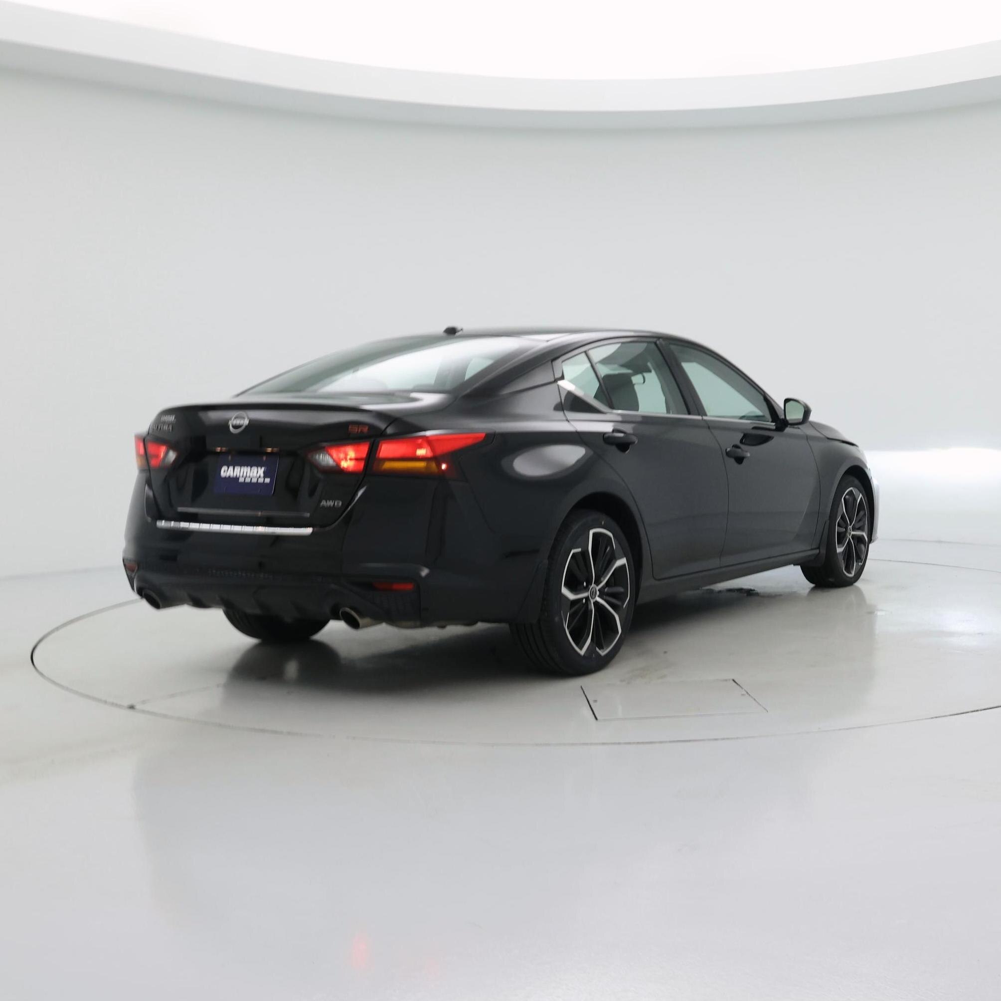 Thumbnail: 2023 Nissan Altima - 8