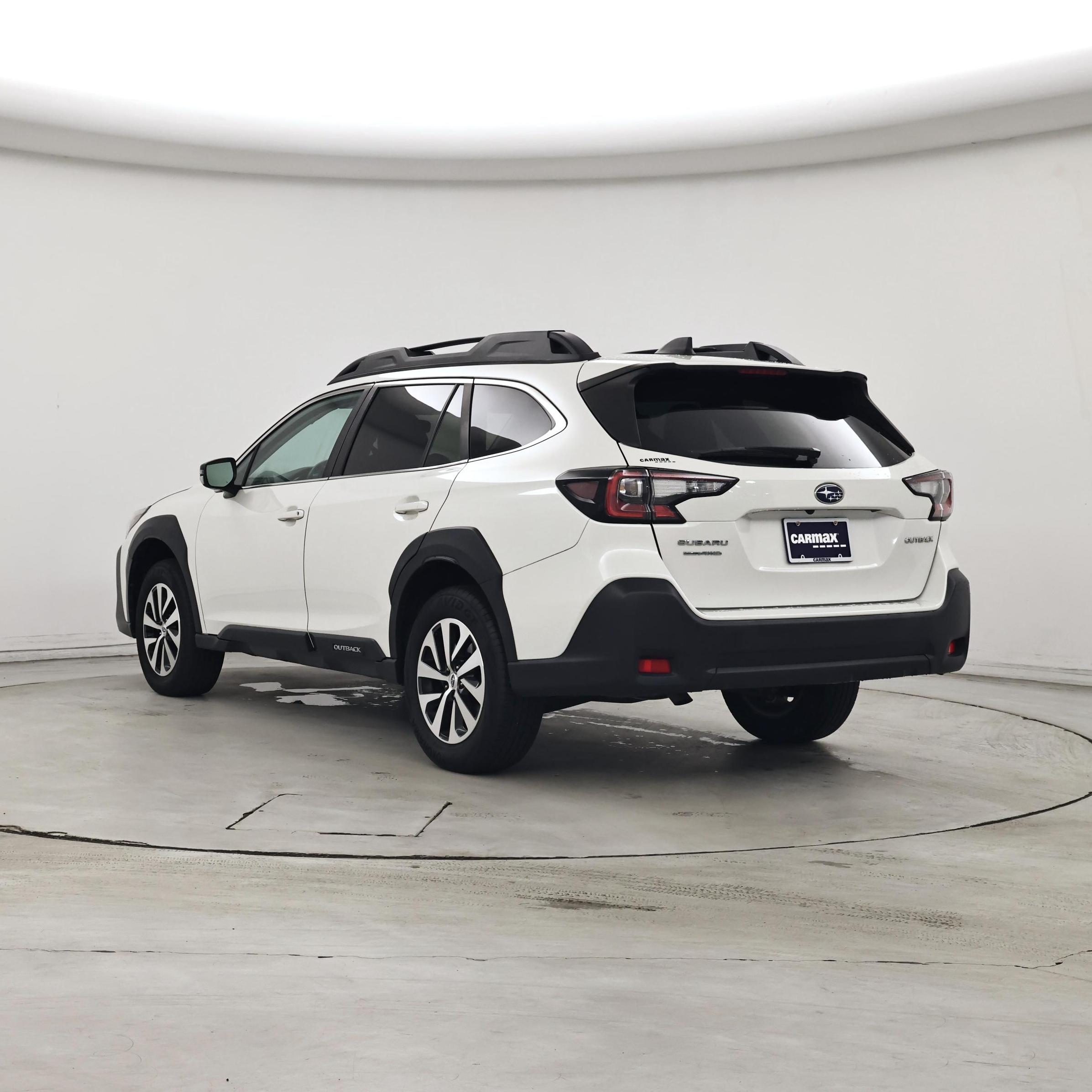 Thumbnail: 2023 Subaru Outback - 2