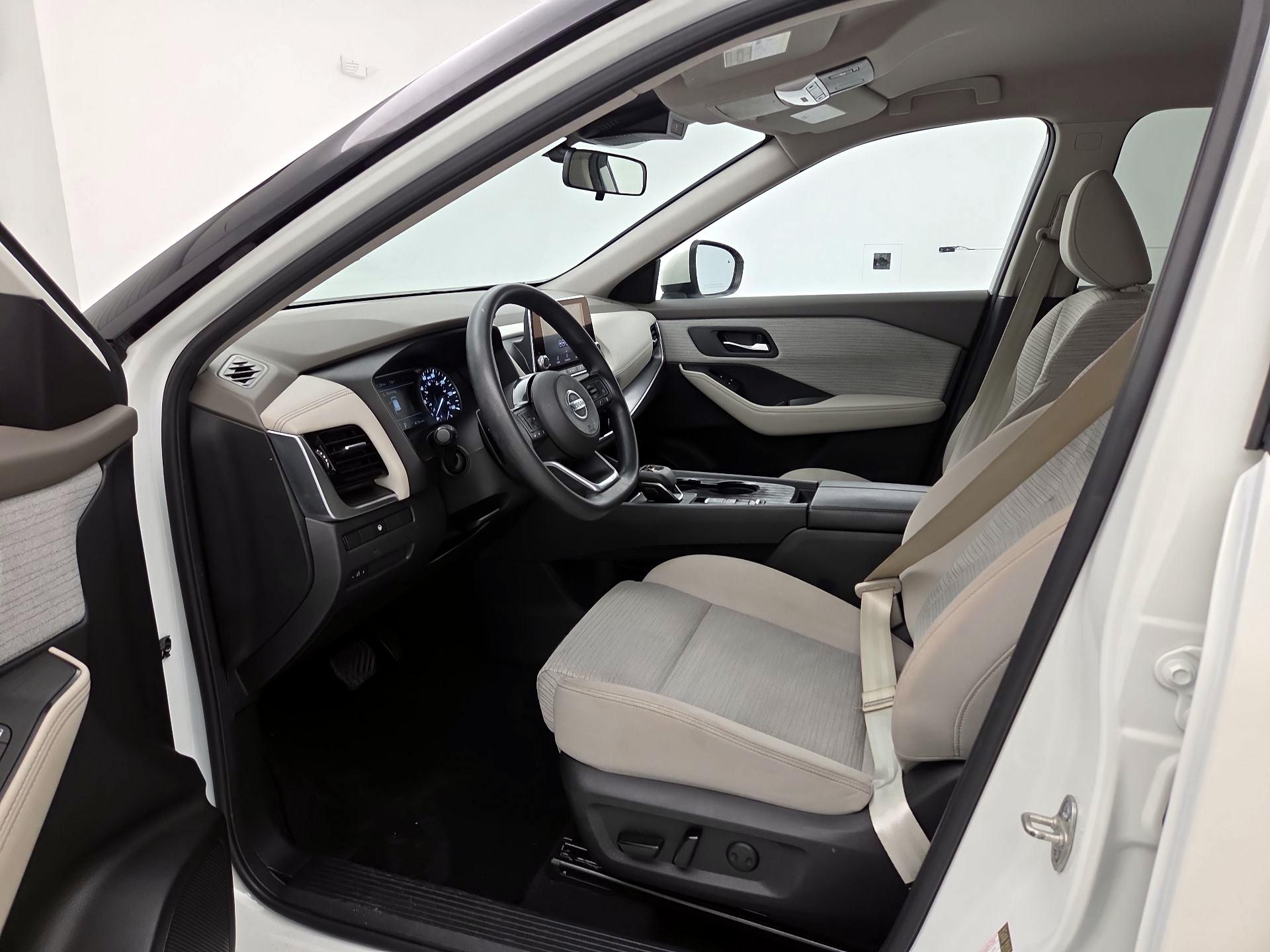 Thumbnail: 2021 Nissan Rogue - 11