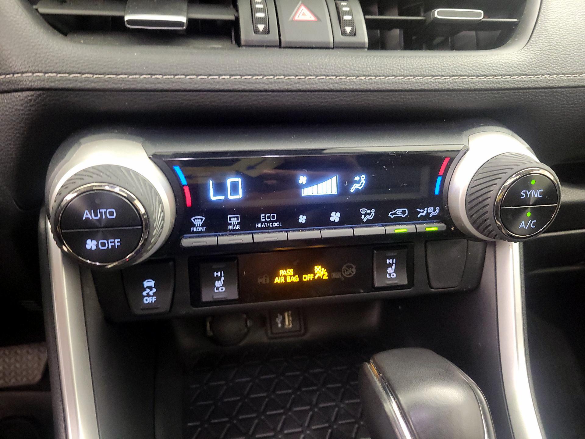 Thumbnail: 2025 Toyota RAV4 - 14