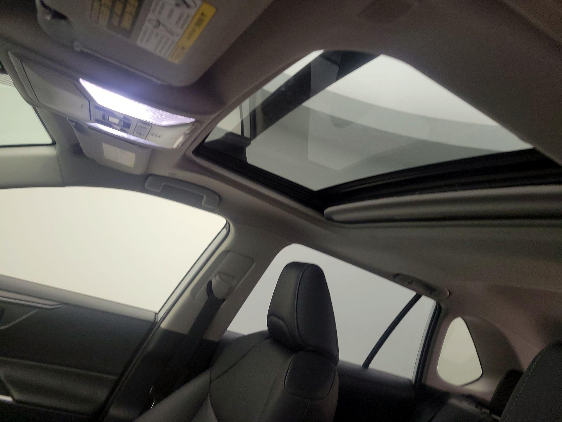 Thumbnail: 2025 Toyota RAV4 - 16