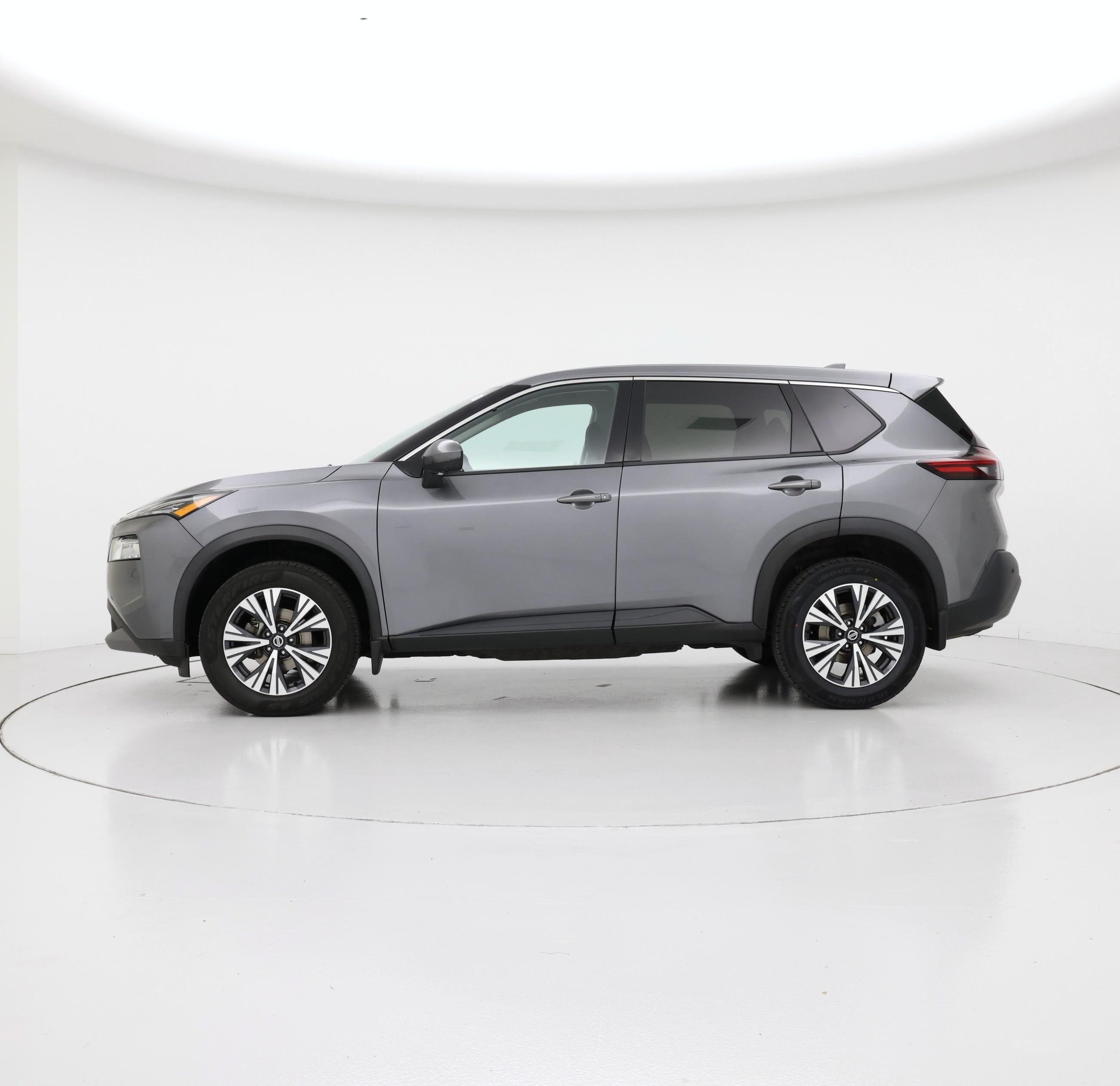 Thumbnail: 2021 Nissan Rogue - 3