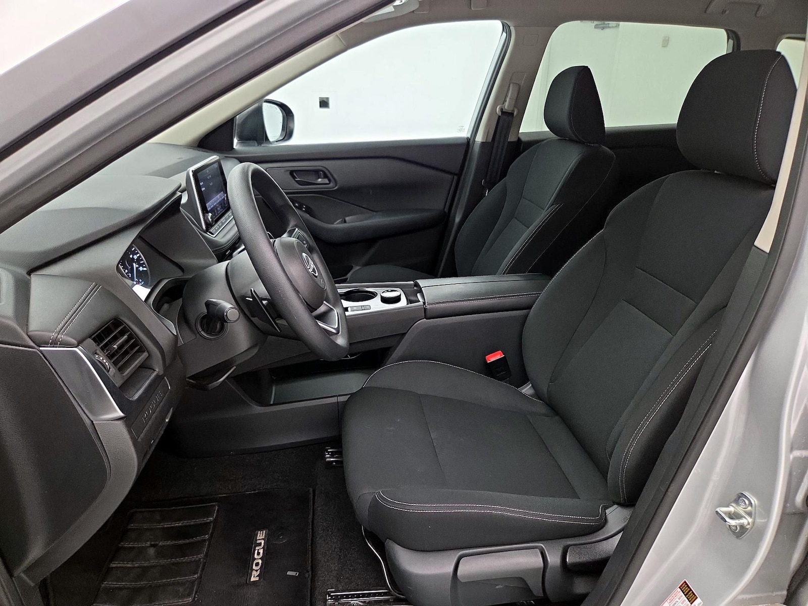 2024 Nissan Rogue S - Photo 12