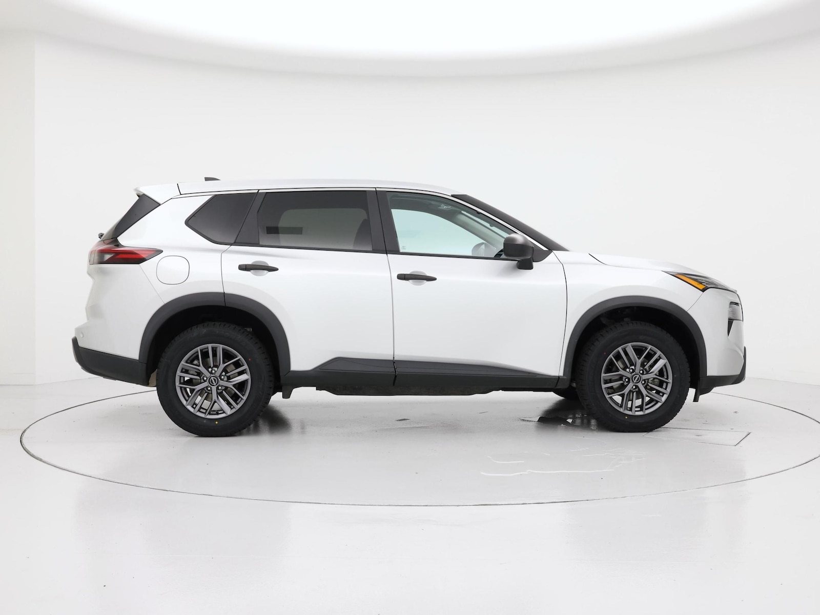 2024 Nissan Rogue S - Photo 8