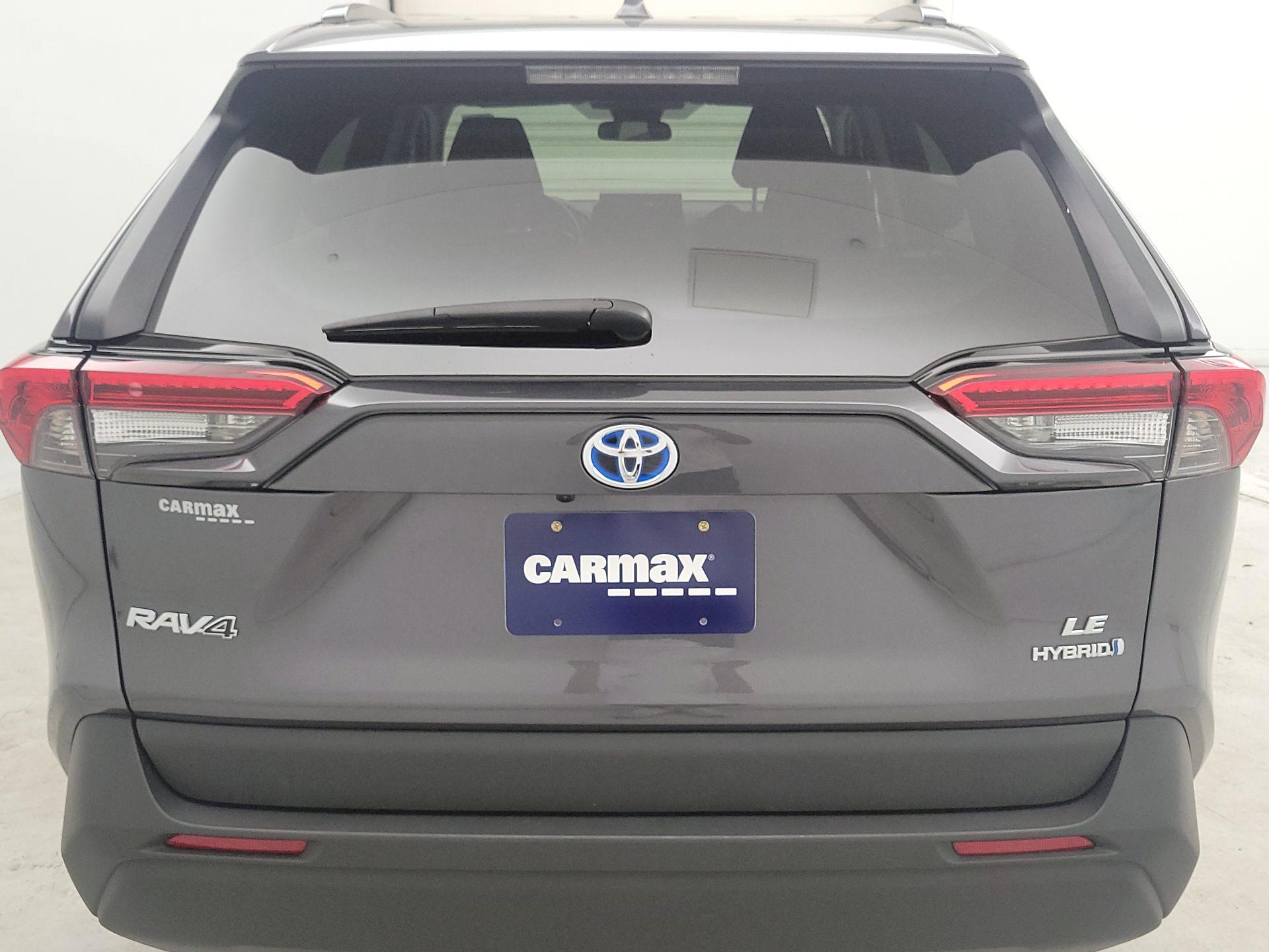 Thumbnail: 2021 Toyota RAV4 - 6