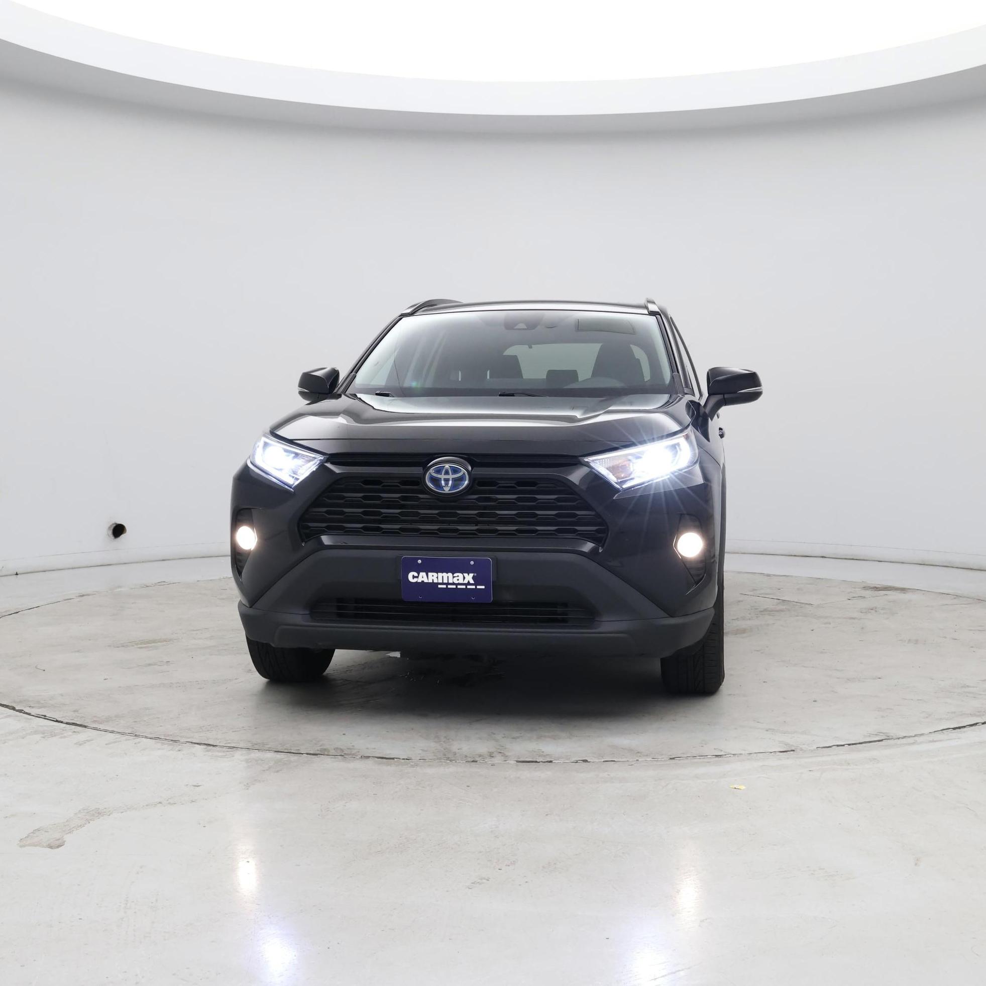 Thumbnail: 2021 Toyota RAV4 - 4