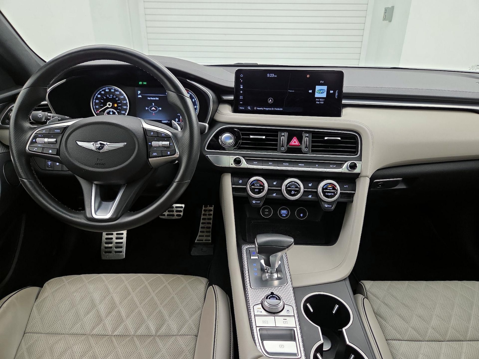 Photo 10
