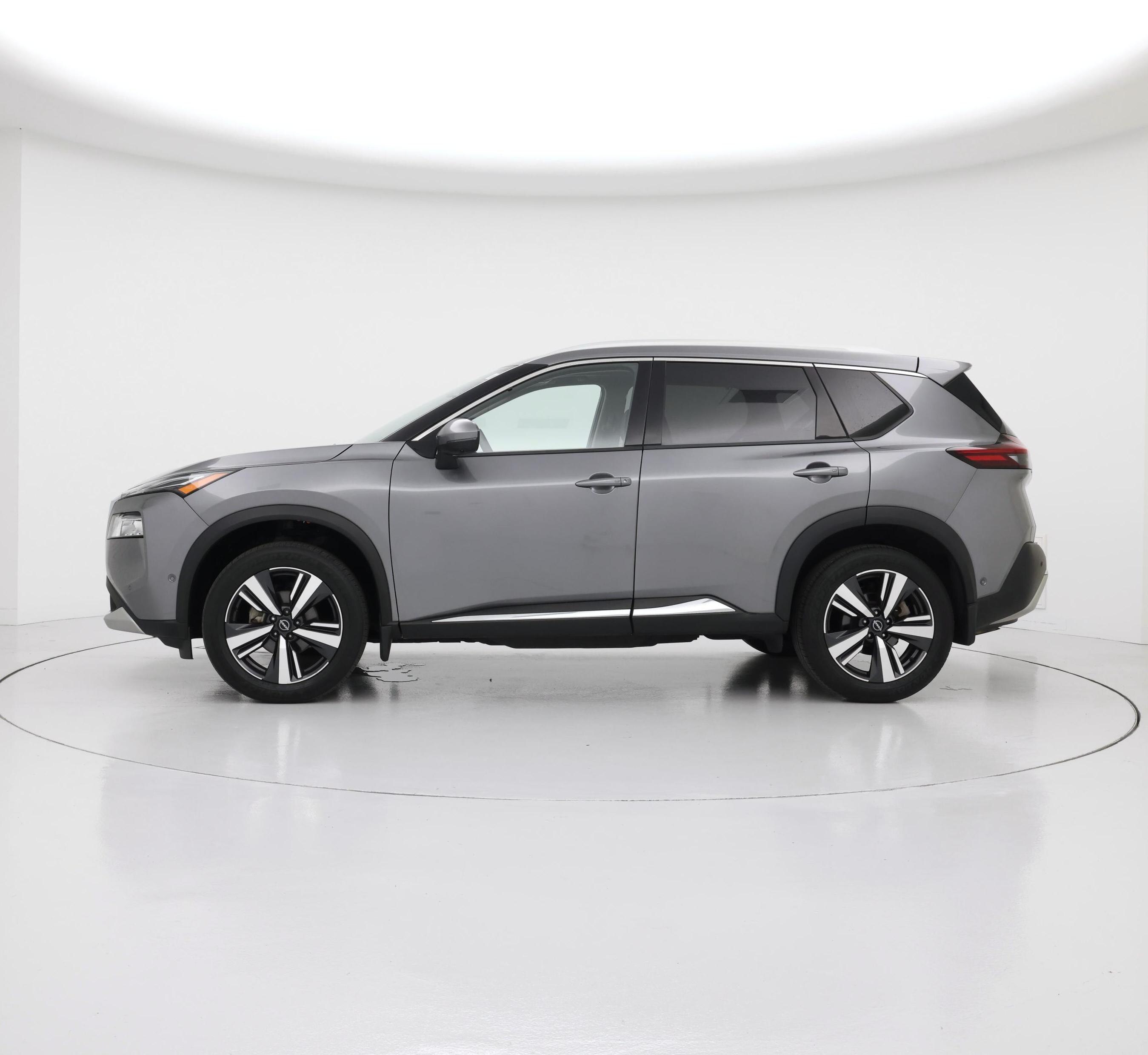 Thumbnail: 2023 Nissan Rogue - 3