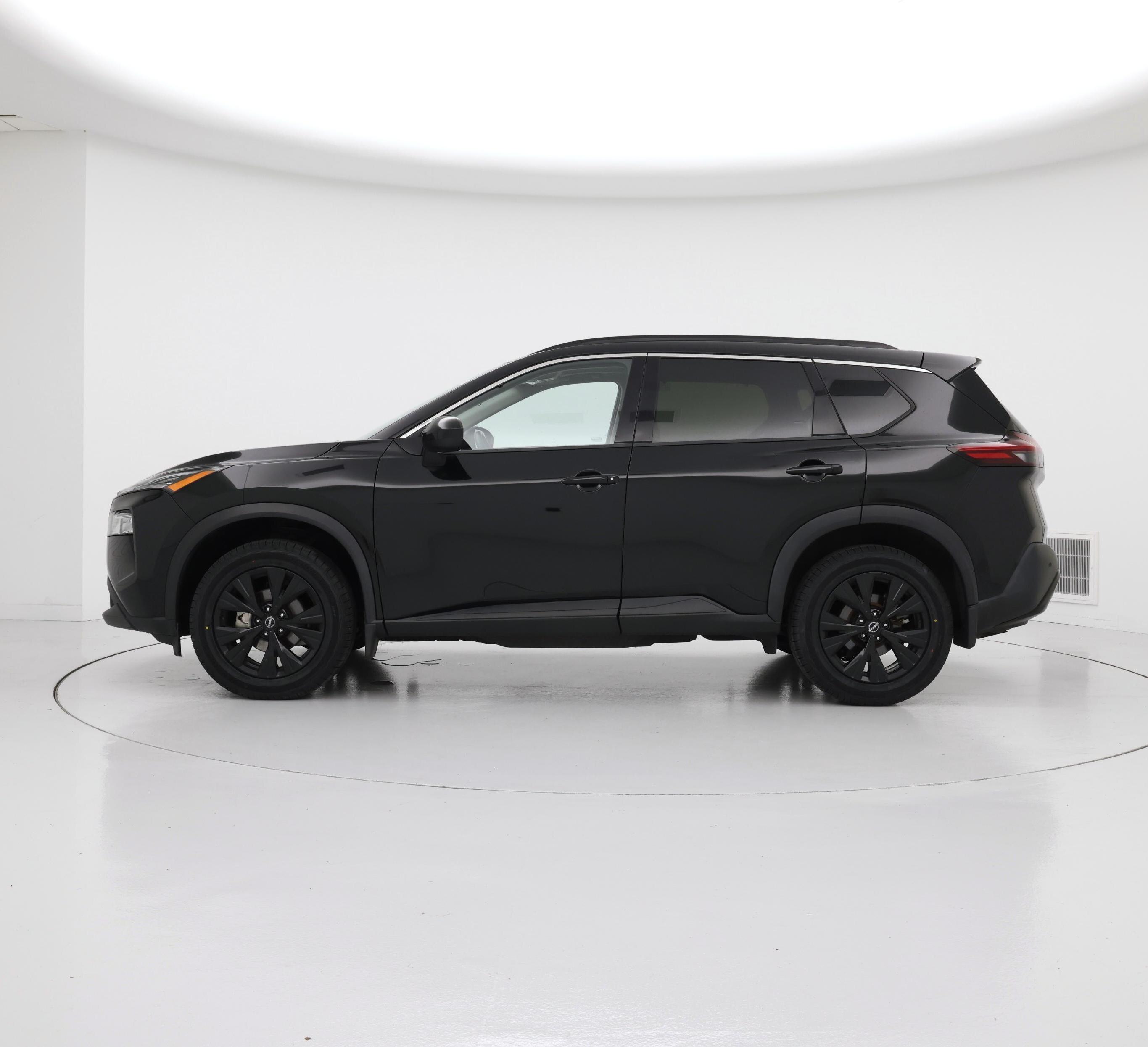 Thumbnail: 2023 Nissan Rogue - 3