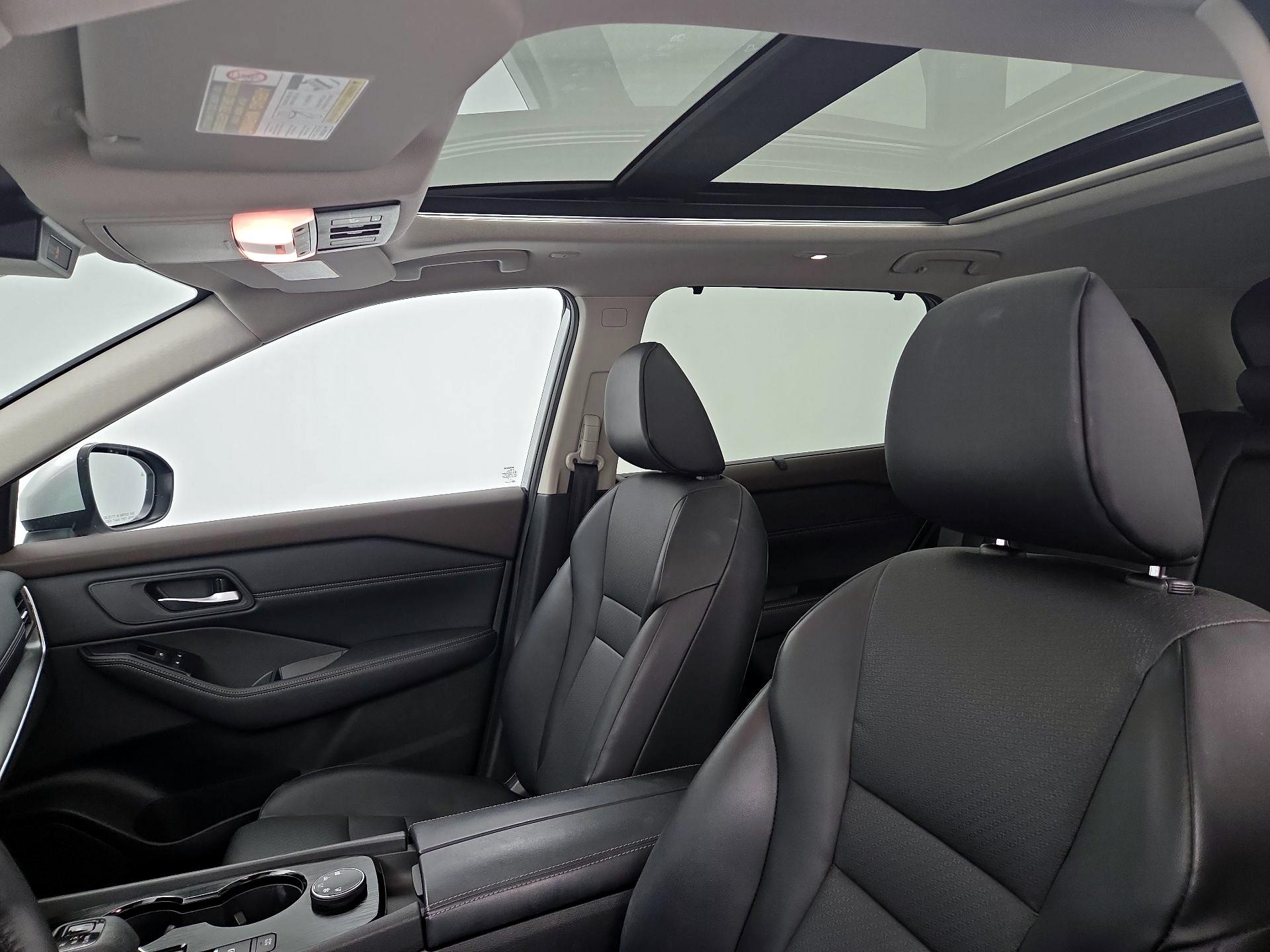 Thumbnail: 2023 Nissan Rogue - 19