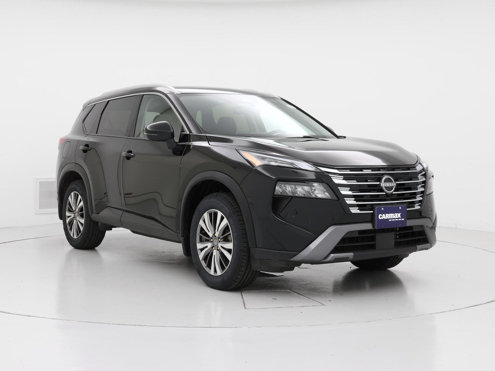2024 Nissan Rogue SL - Photo 2