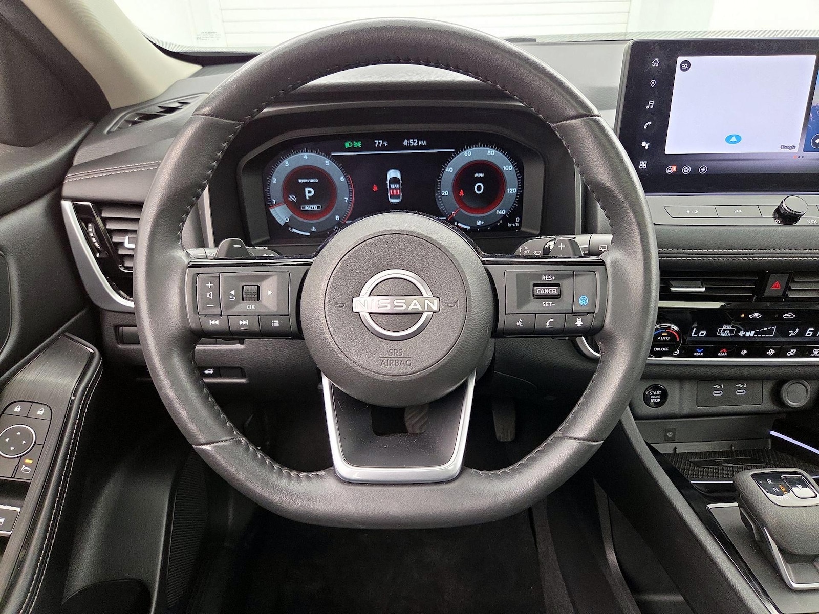 2024 Nissan Rogue SL - Photo 11