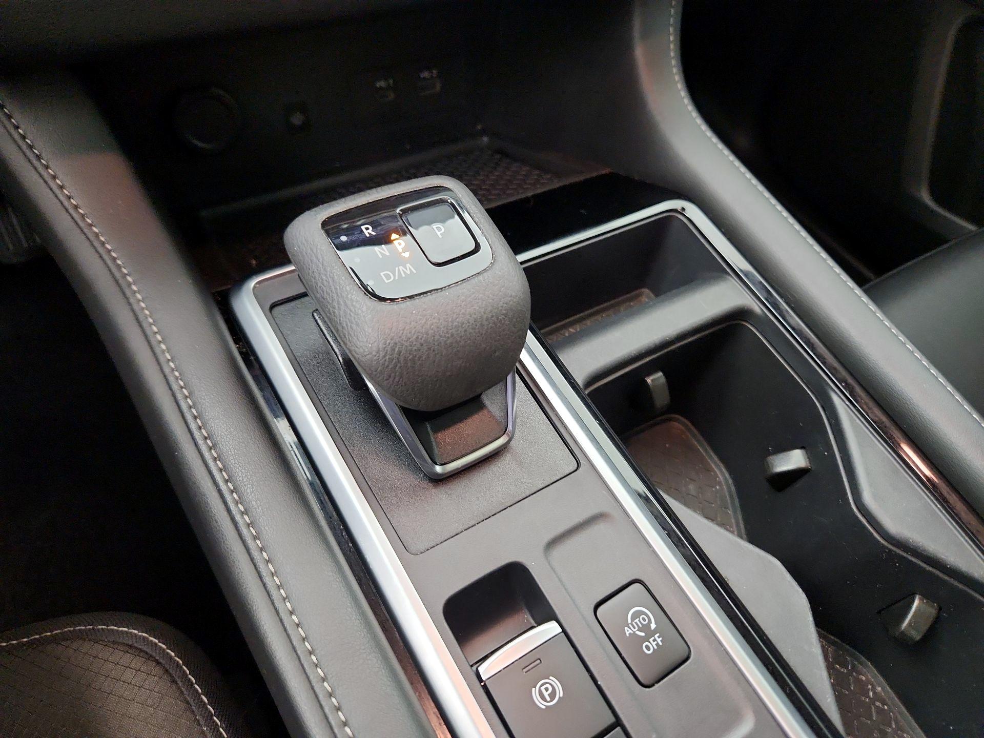 Thumbnail: 2024 Nissan Pathfinder - 17