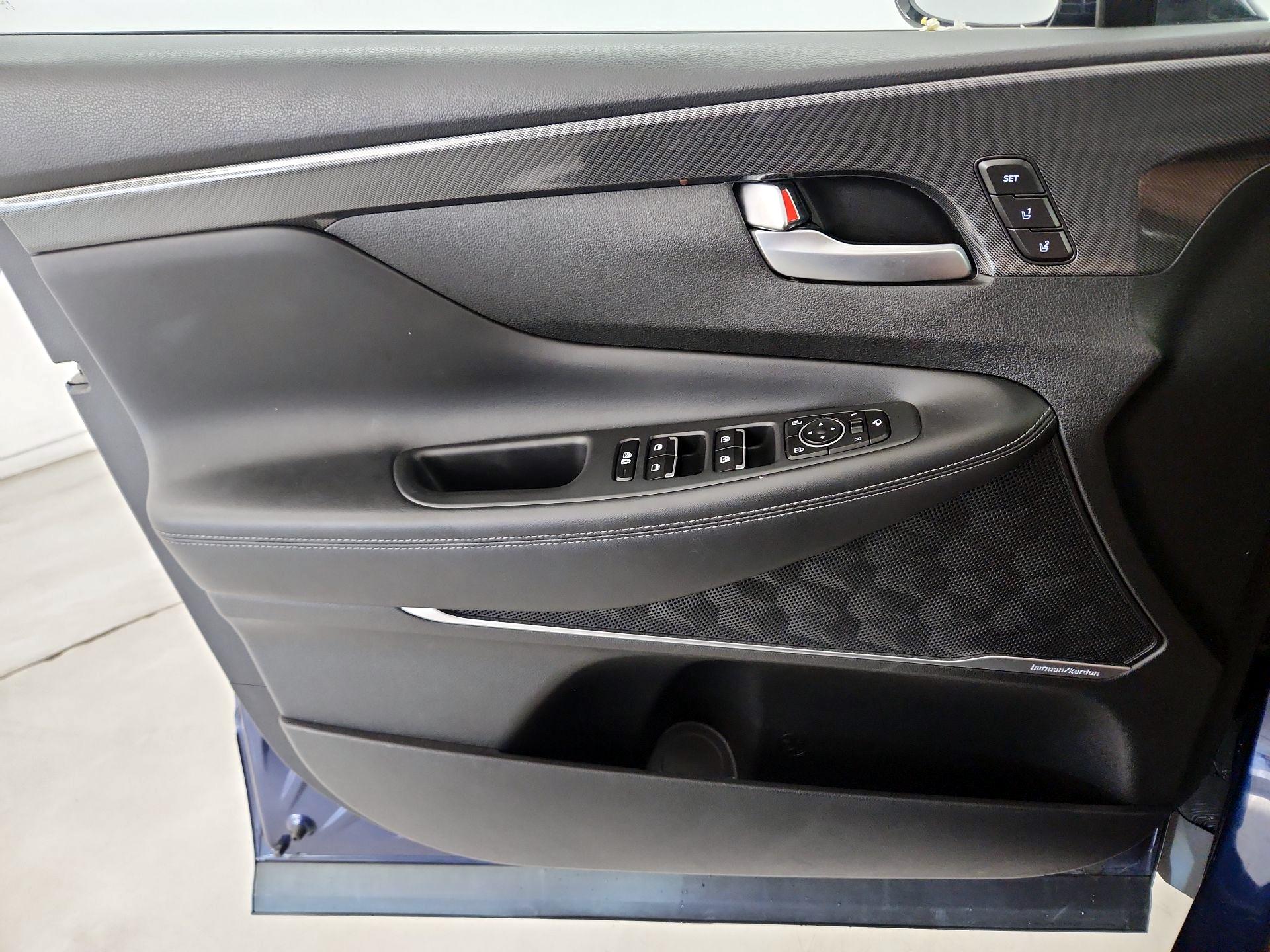 Thumbnail: 2023 Hyundai Santa Fe - 12