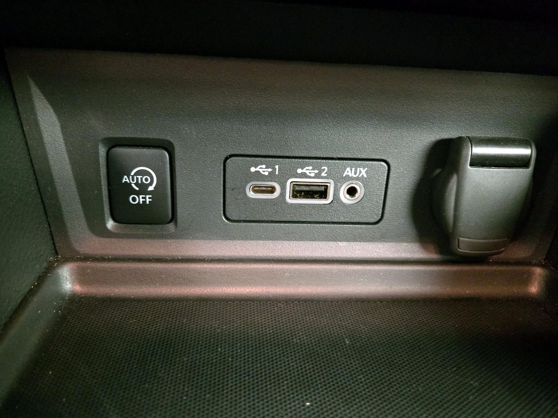 Thumbnail: 2024 Nissan Sentra - 18