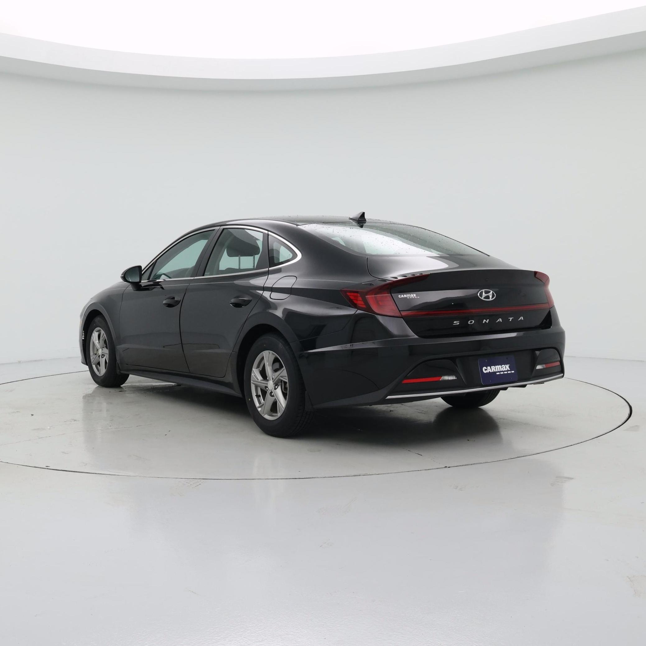 Thumbnail: 2023 Hyundai Sonata - 2