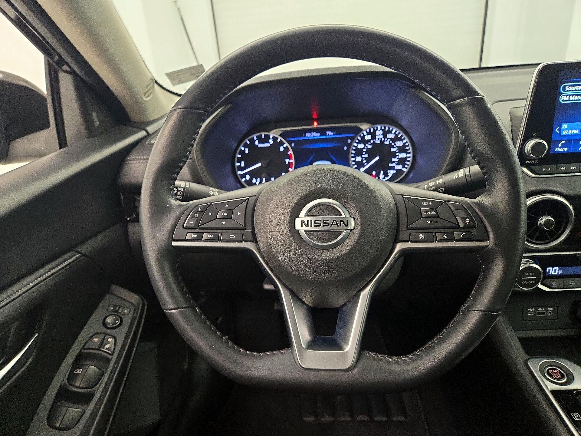 Thumbnail: 2023 Nissan Sentra - 10