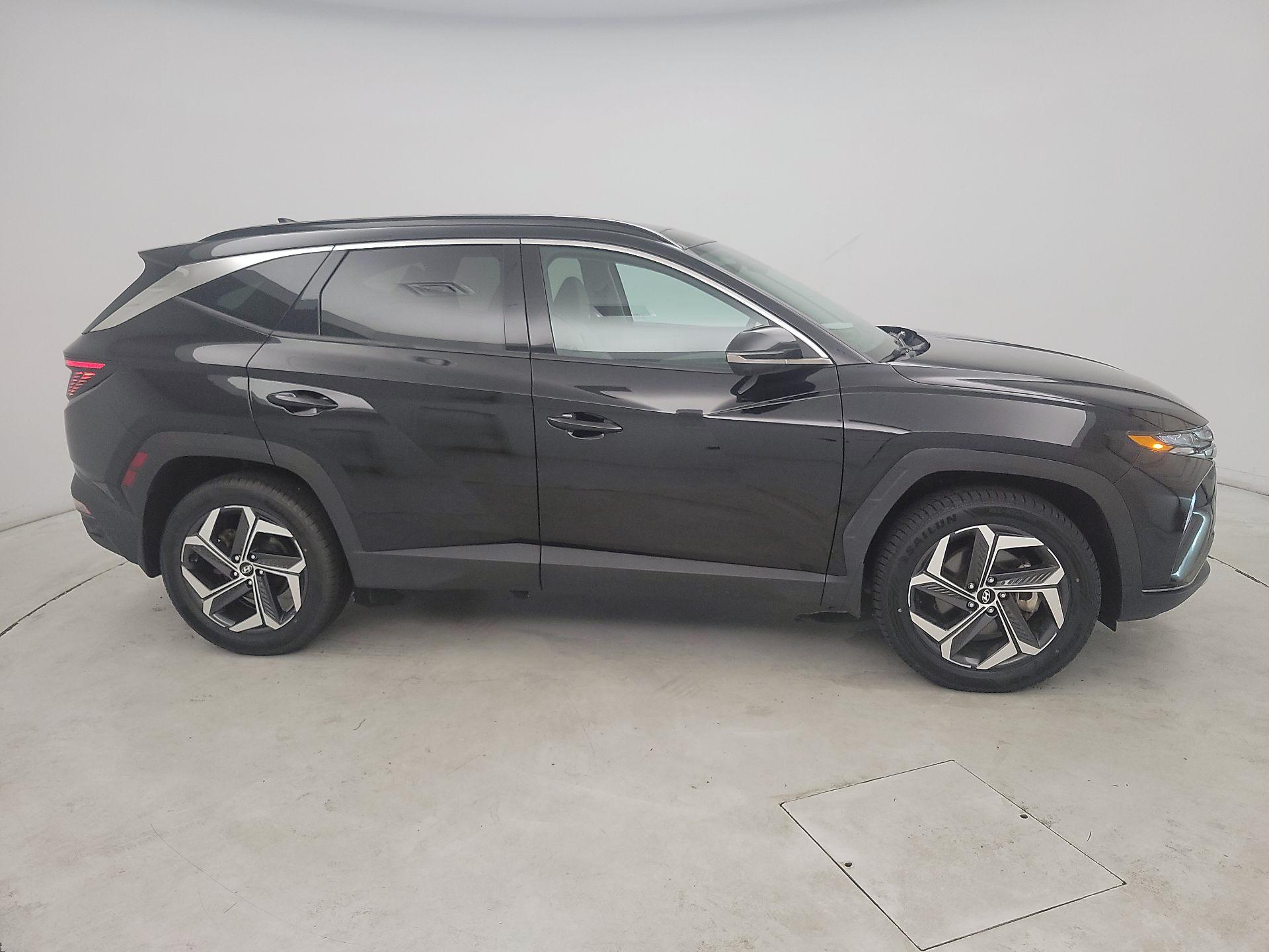 Thumbnail: 2023 Hyundai Tucson - 4