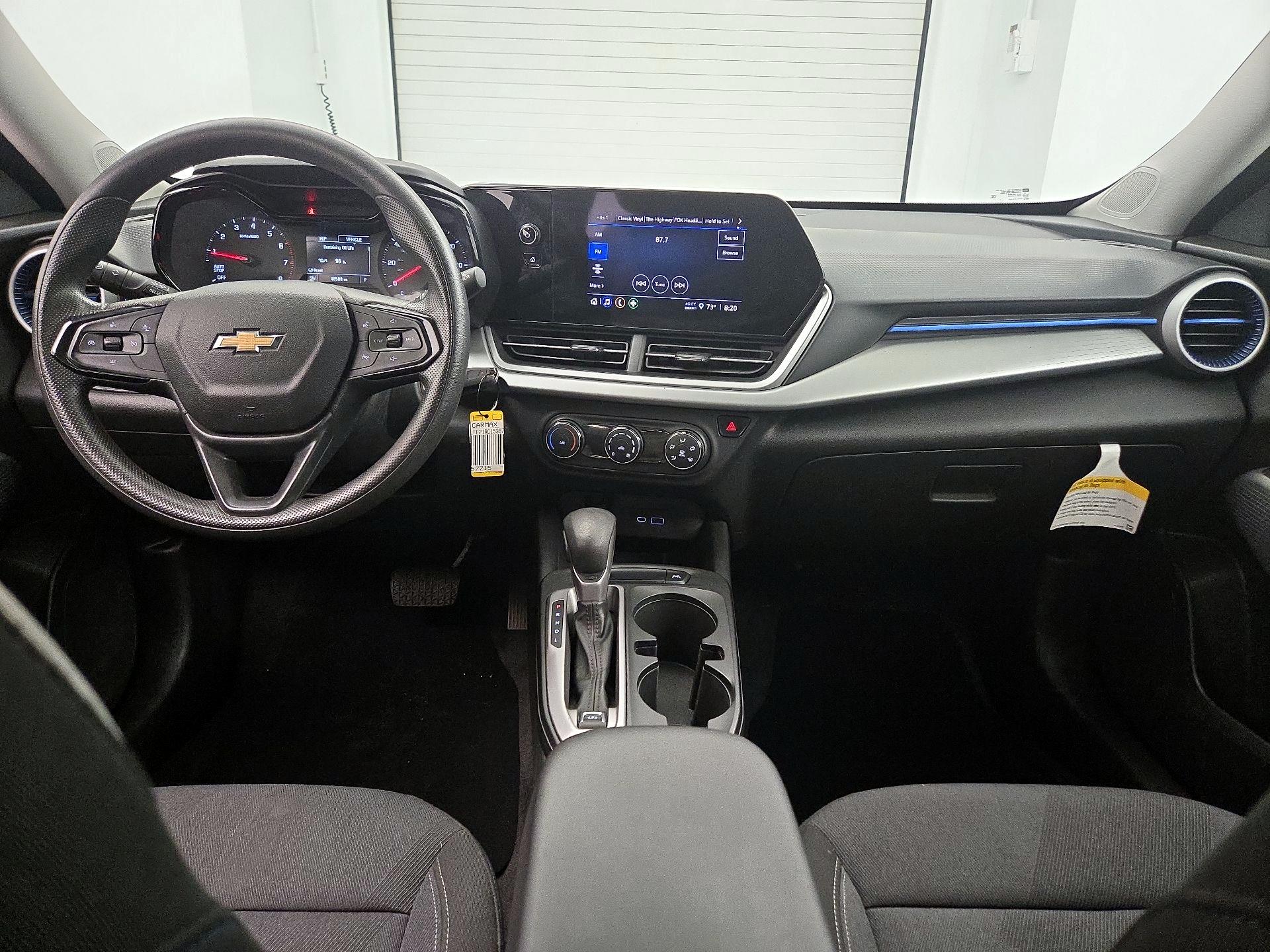Thumbnail: 2024 Chevrolet Trax - 9