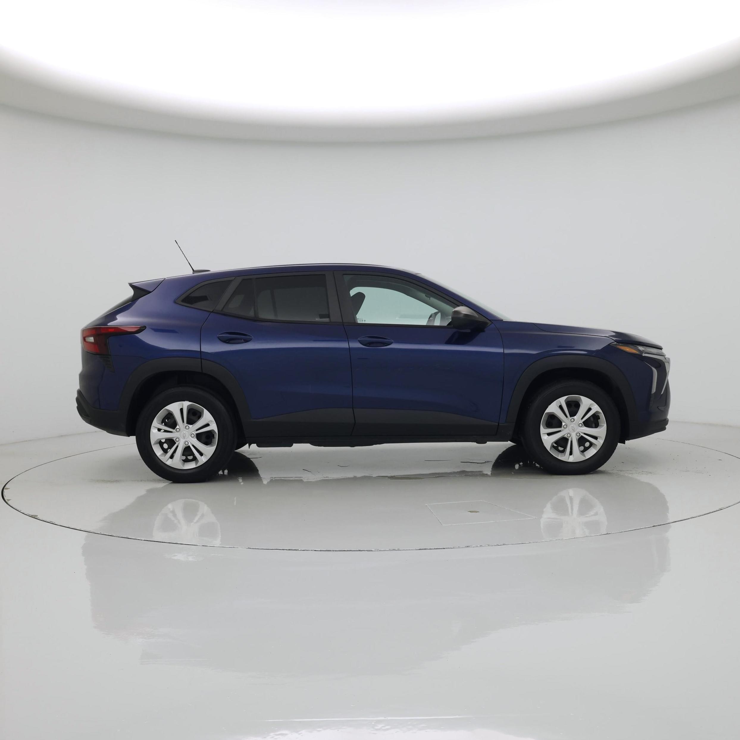 Thumbnail: 2024 Chevrolet Trax - 7