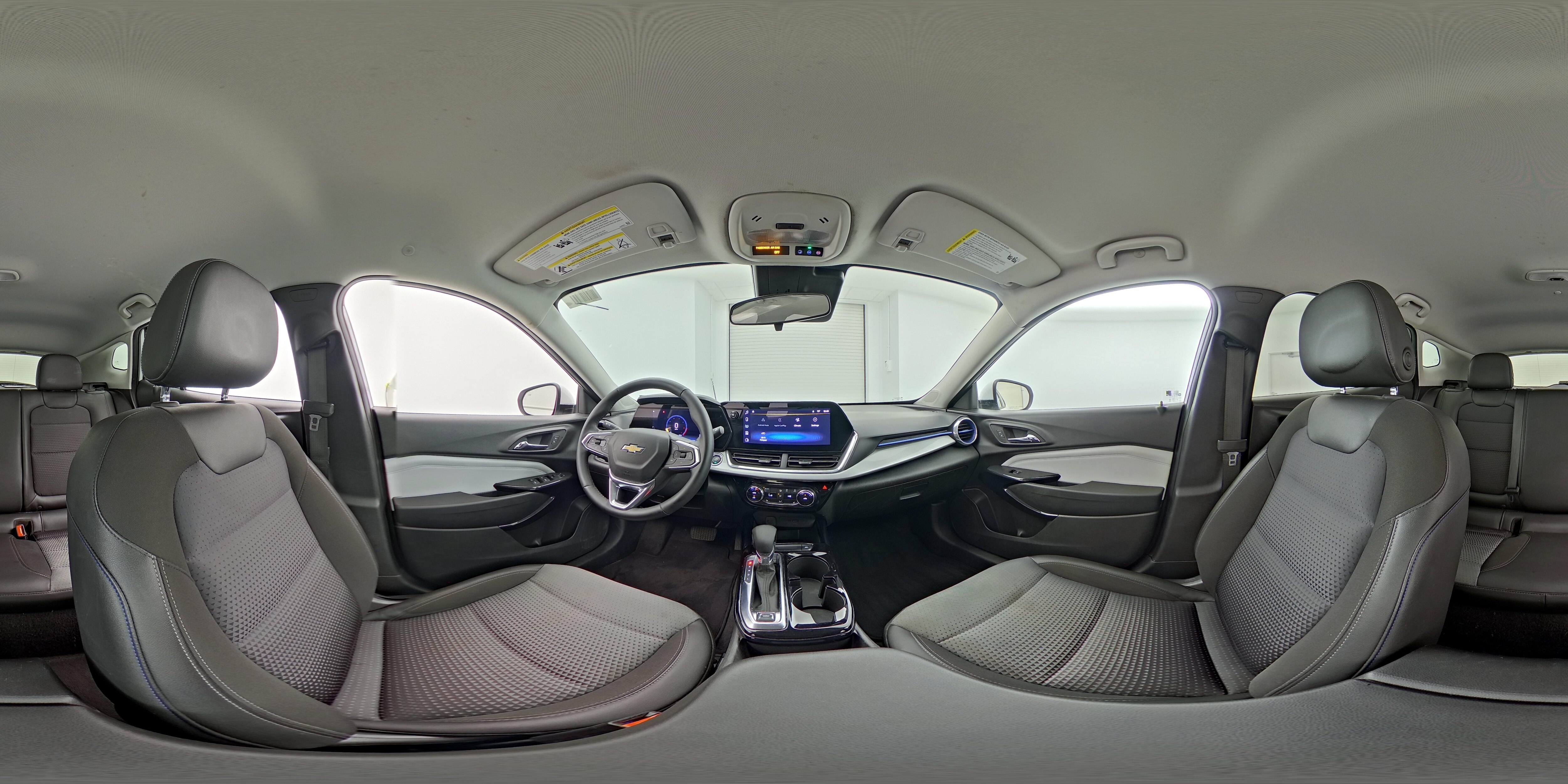 2024 Chevrolet Trax LT - Photo 24