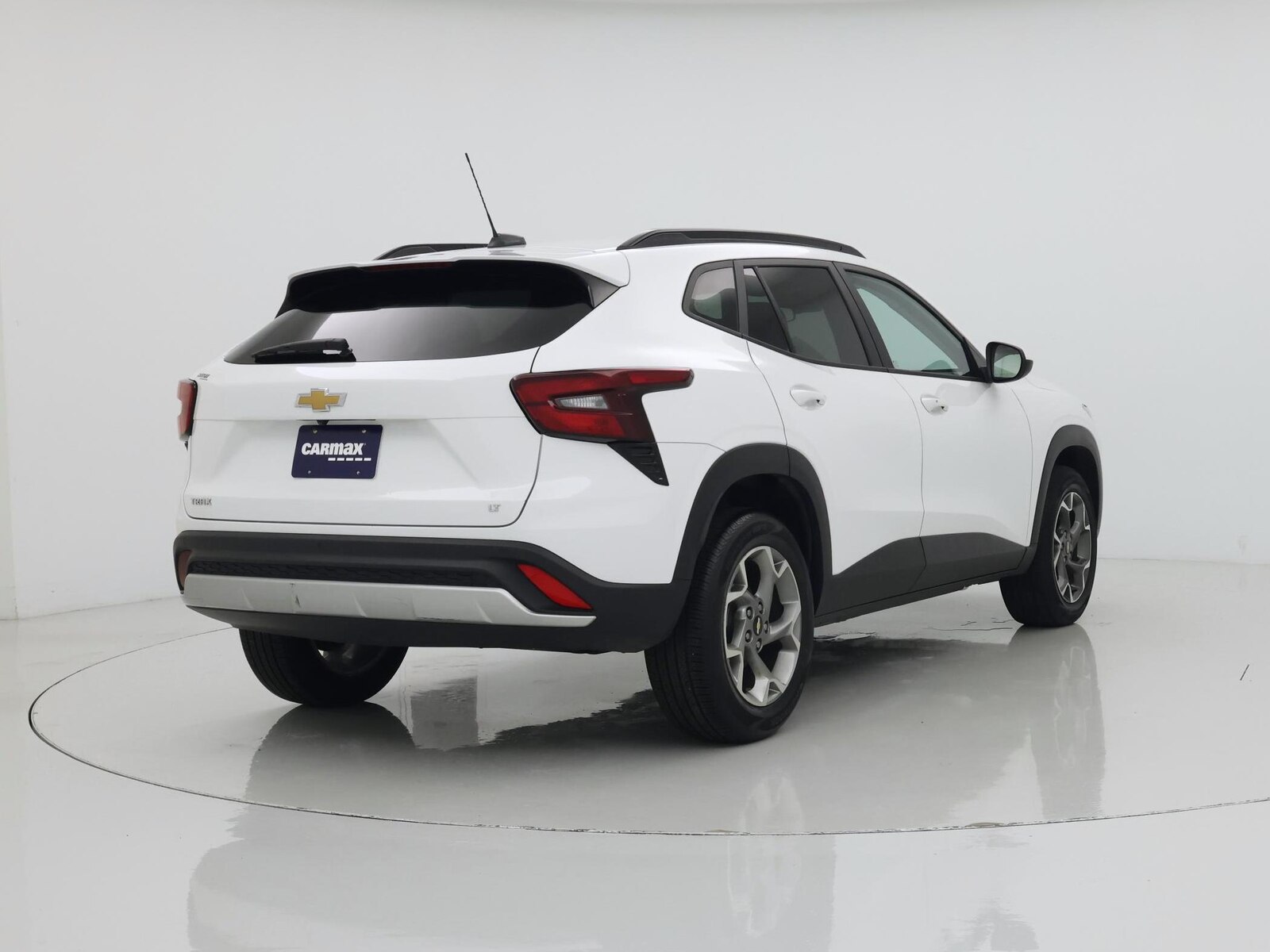 2024 Chevrolet Trax LT - Photo 9
