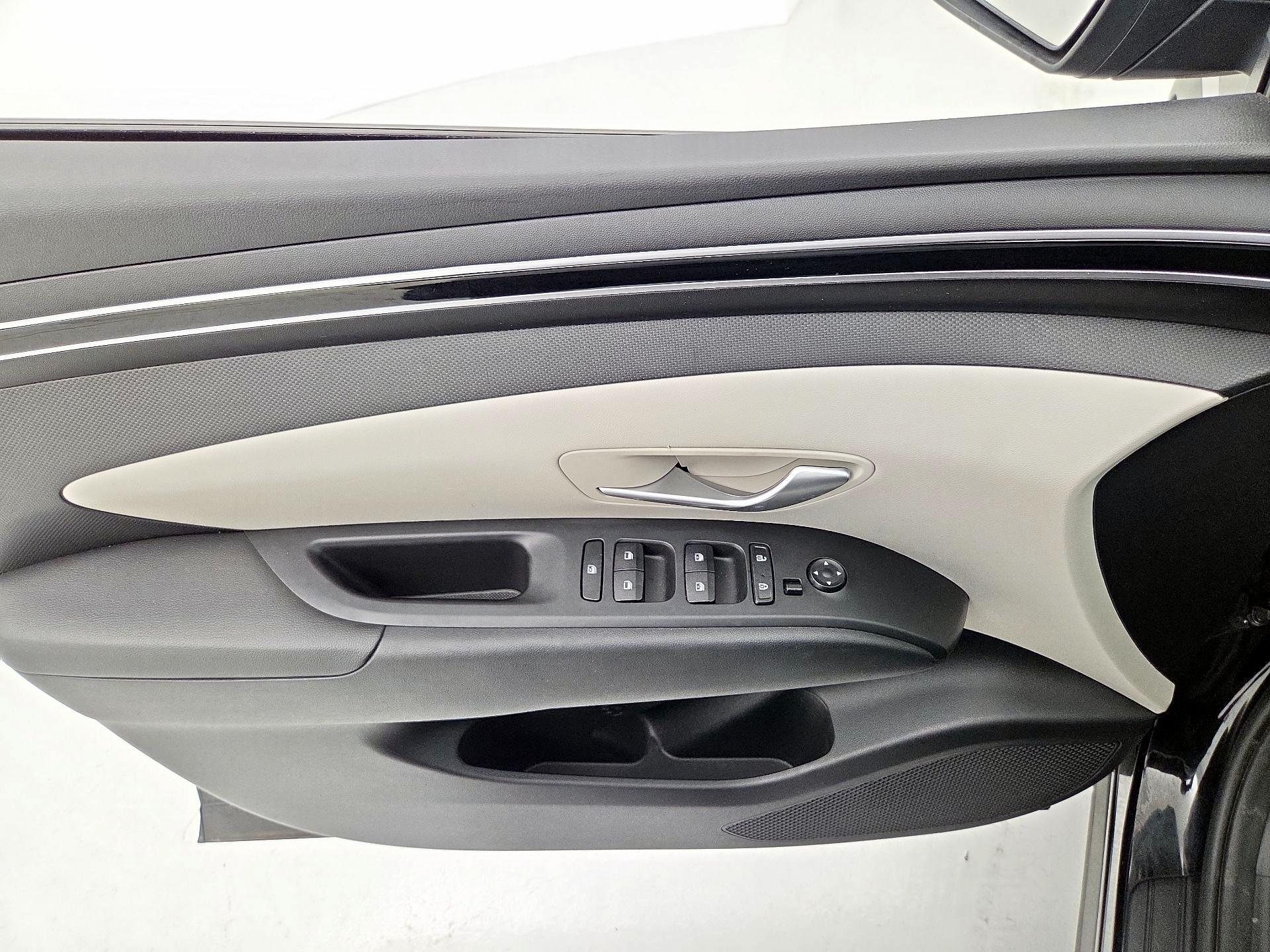 Thumbnail: 2024 Hyundai Tucson - 12