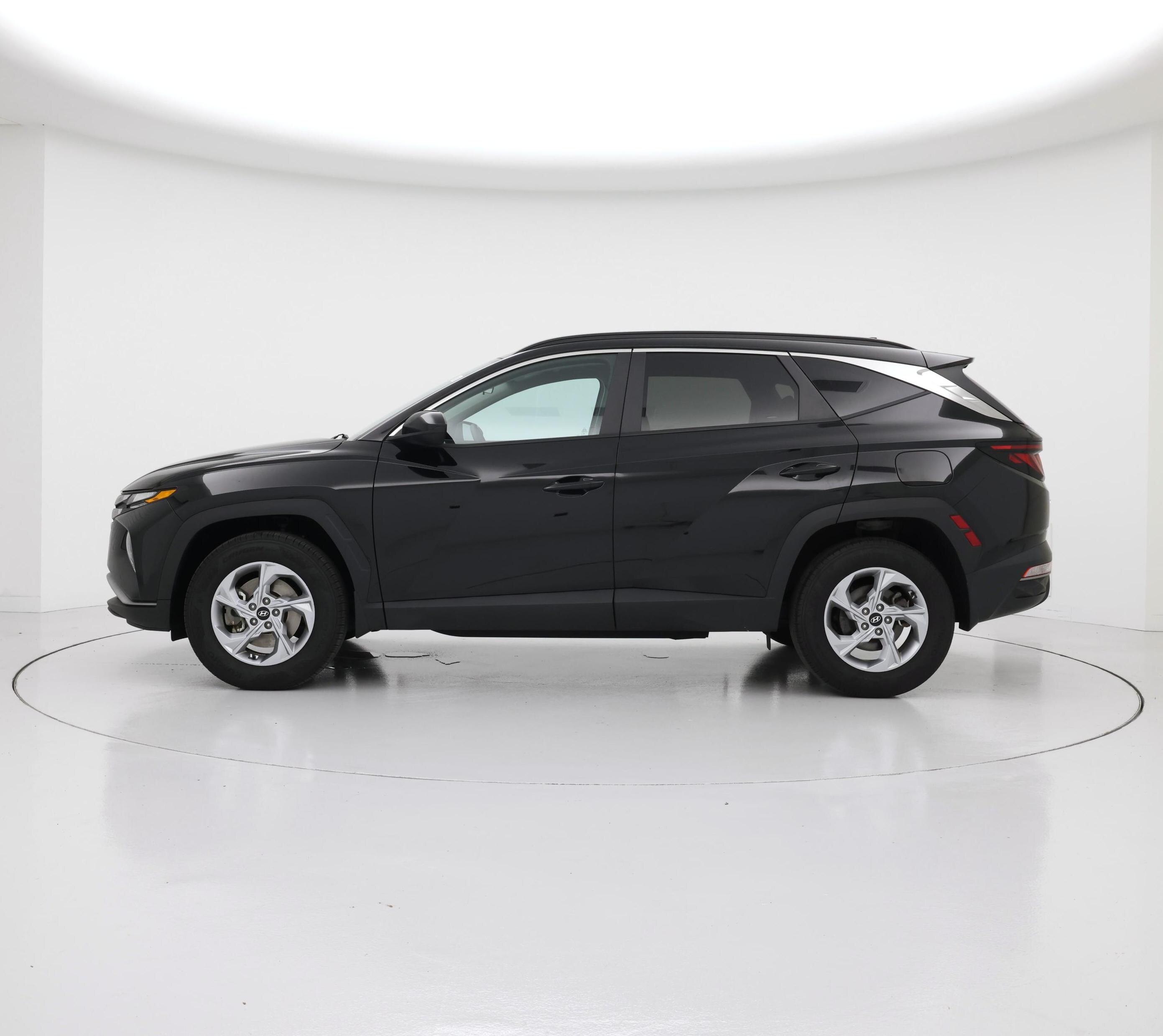 Thumbnail: 2024 Hyundai Tucson - 3
