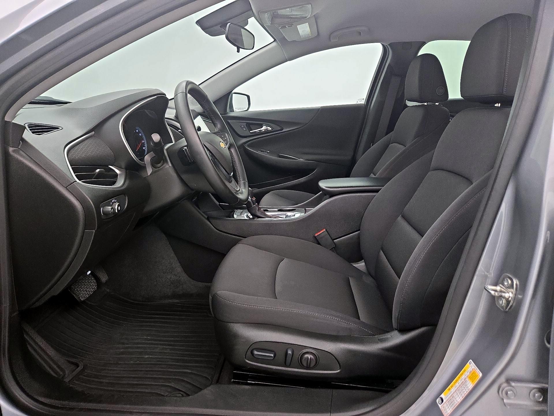 Thumbnail: 2024 Chevrolet Malibu - 11
