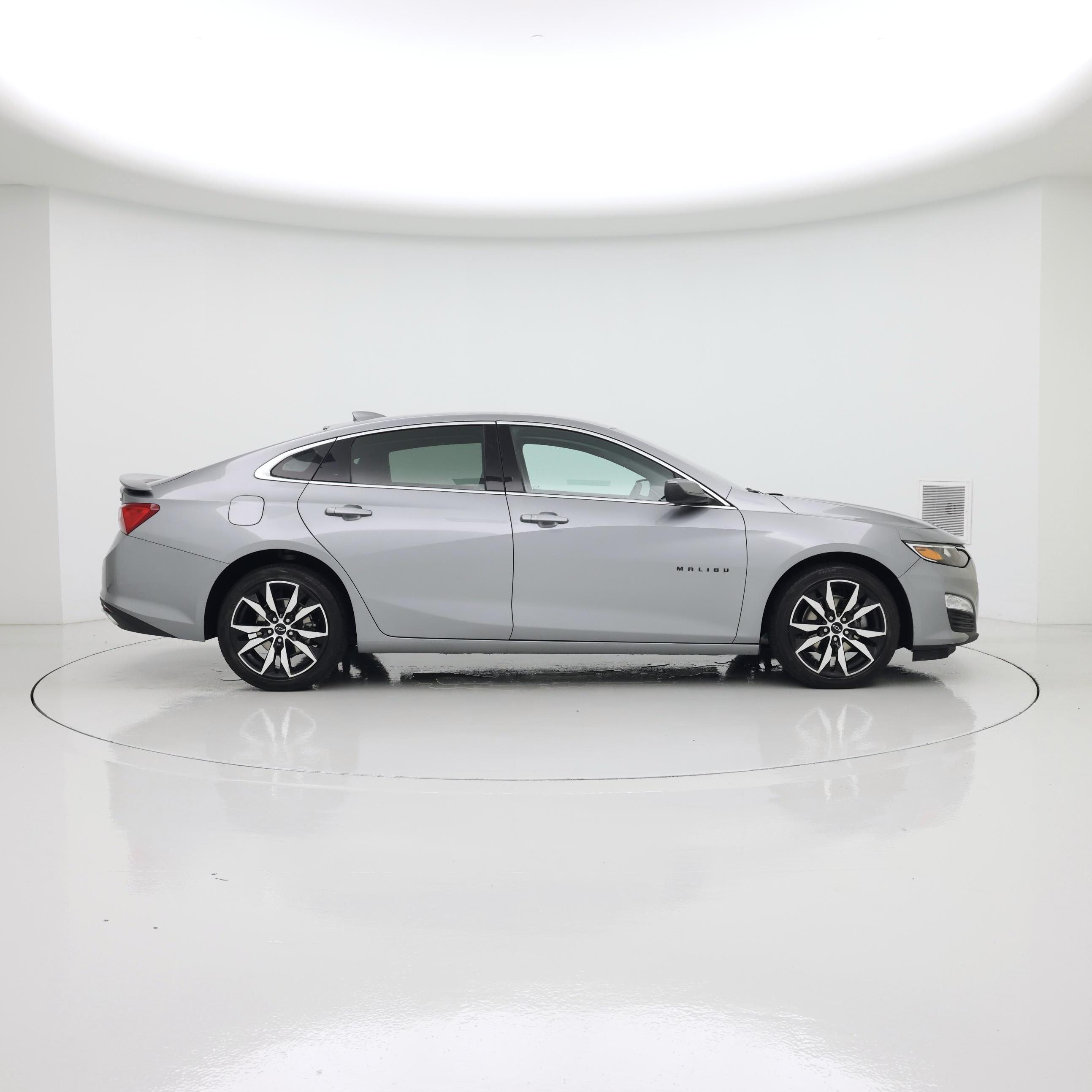Thumbnail: 2024 Chevrolet Malibu - 7